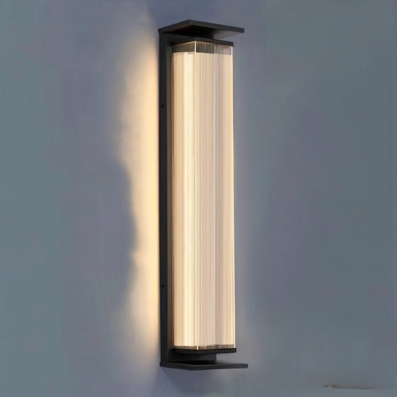 Baraq Outdoor Wall Lamp - Nuvé