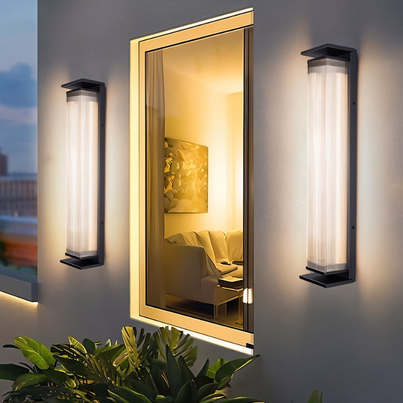 Baraq Outdoor Wall Lamp - Nuvé