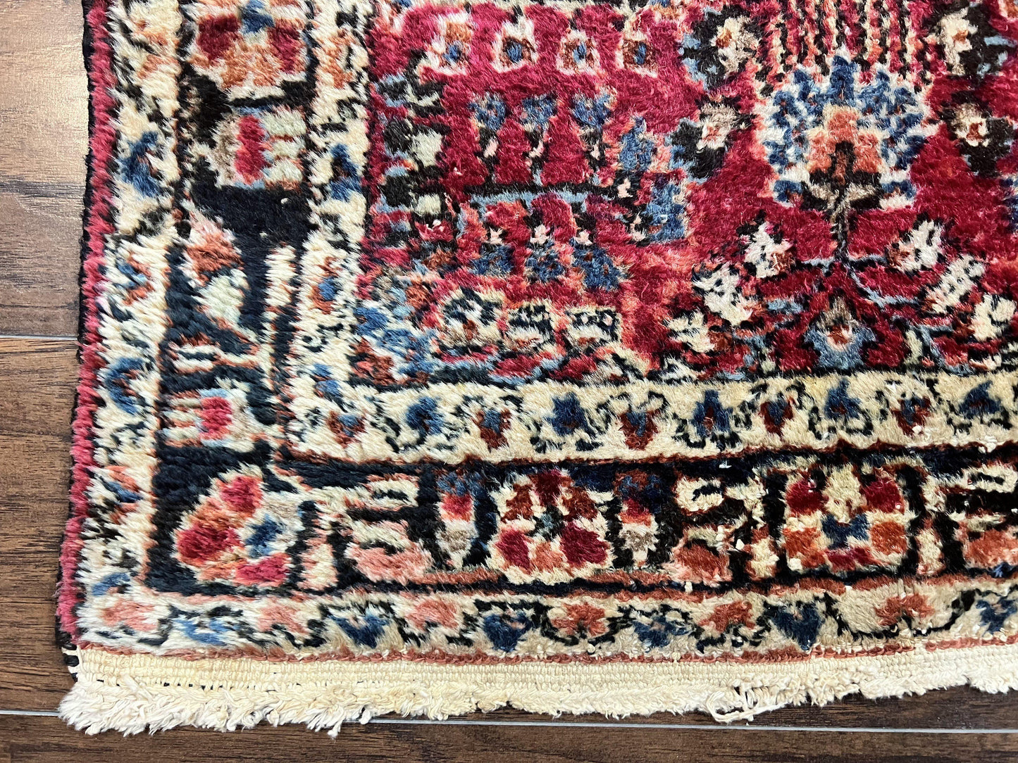 Antique Persian Runner Rug 2.9 x 17, Rare Sarouk Runner, Handmade Wool Rug for Hallway, Red, Floral - Nuvé
