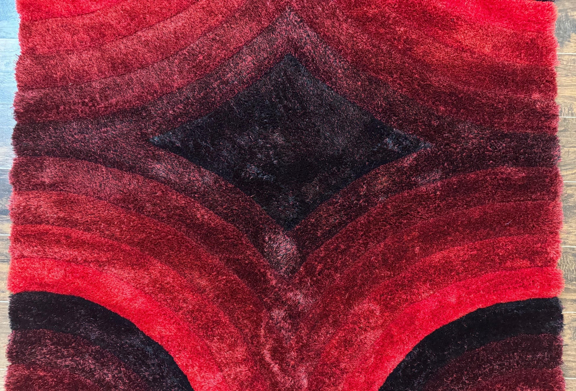 Red and Black Shag Rug 5x7, Pair A - Nuvé