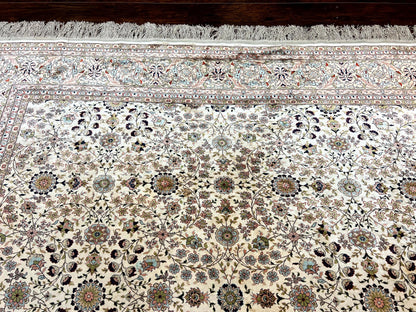 Wonderful Silk Hereke Rug 8x12, Silk Pile on Silk Foundation, Ivory/Cream, Floral Pattern, Handmade, Vintage - Nuvé