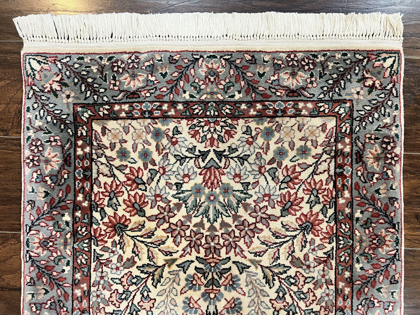 Sino Persian Runner Rug 2.7 x 10, Floral Kirman Lavar Carpet for Hallway, Cream, Handmade Wool Vintage Rug - Nuvé