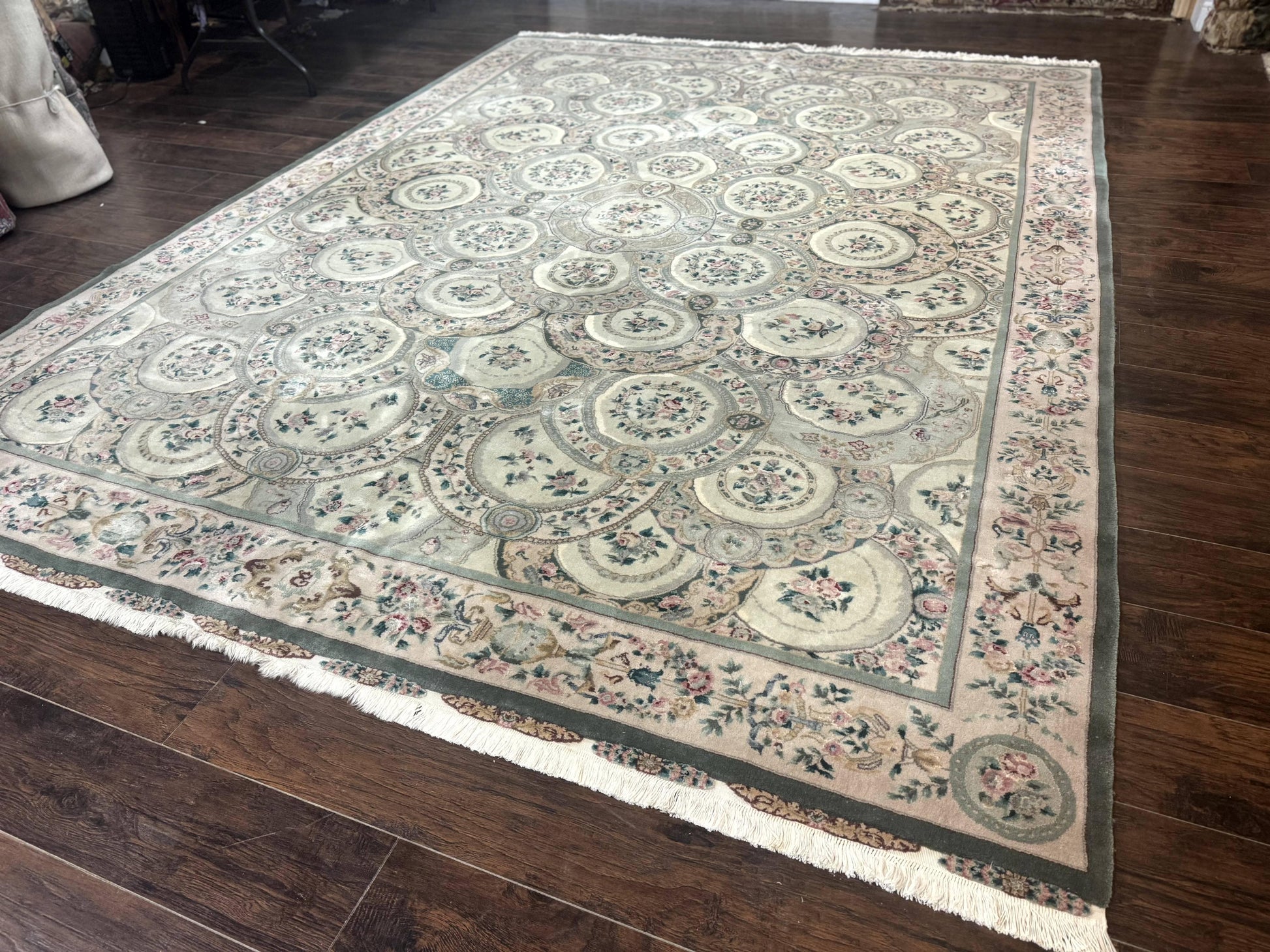 Pak Persian Rug 9x12, Wool with Silk Highlights, European Design, Floral, Green - Nuvé