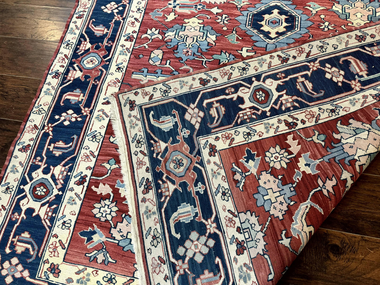 Turkish Flatweave Rug 6x9, Heriz Design, Red and Blue - Nuvé