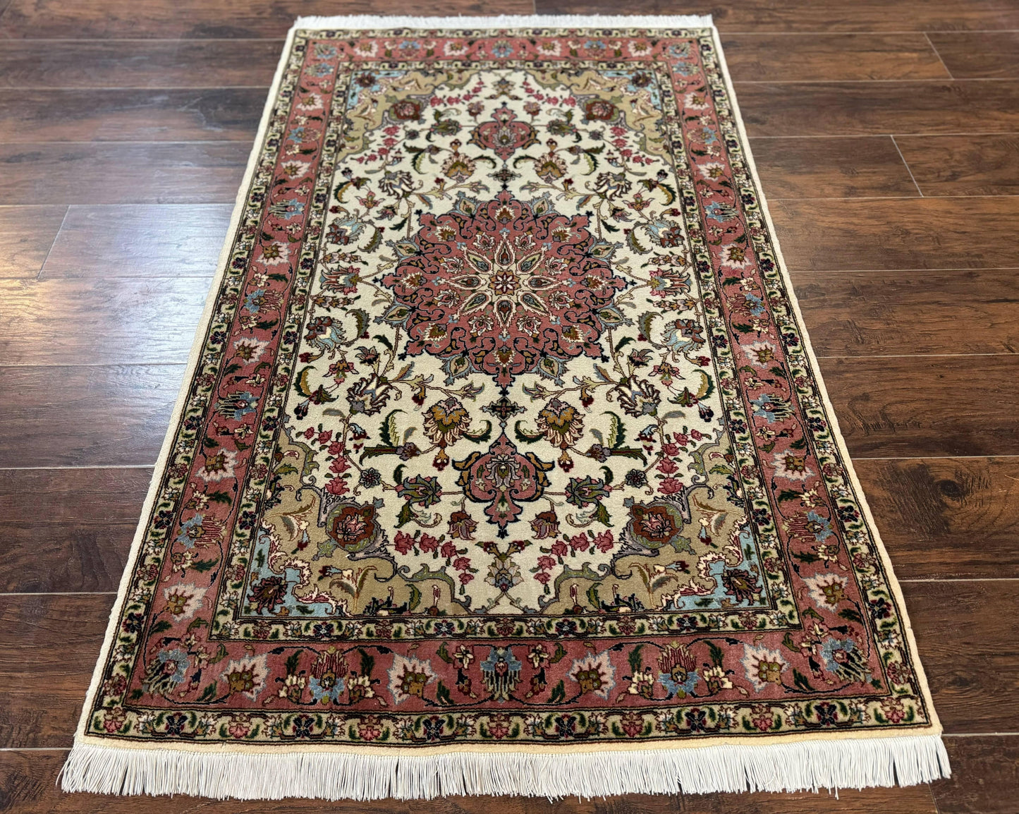 Fine Persian Tabriz Rug 3x5, Floral Medallion, 340 KPSI, Ivory Salmon - Nuvé
