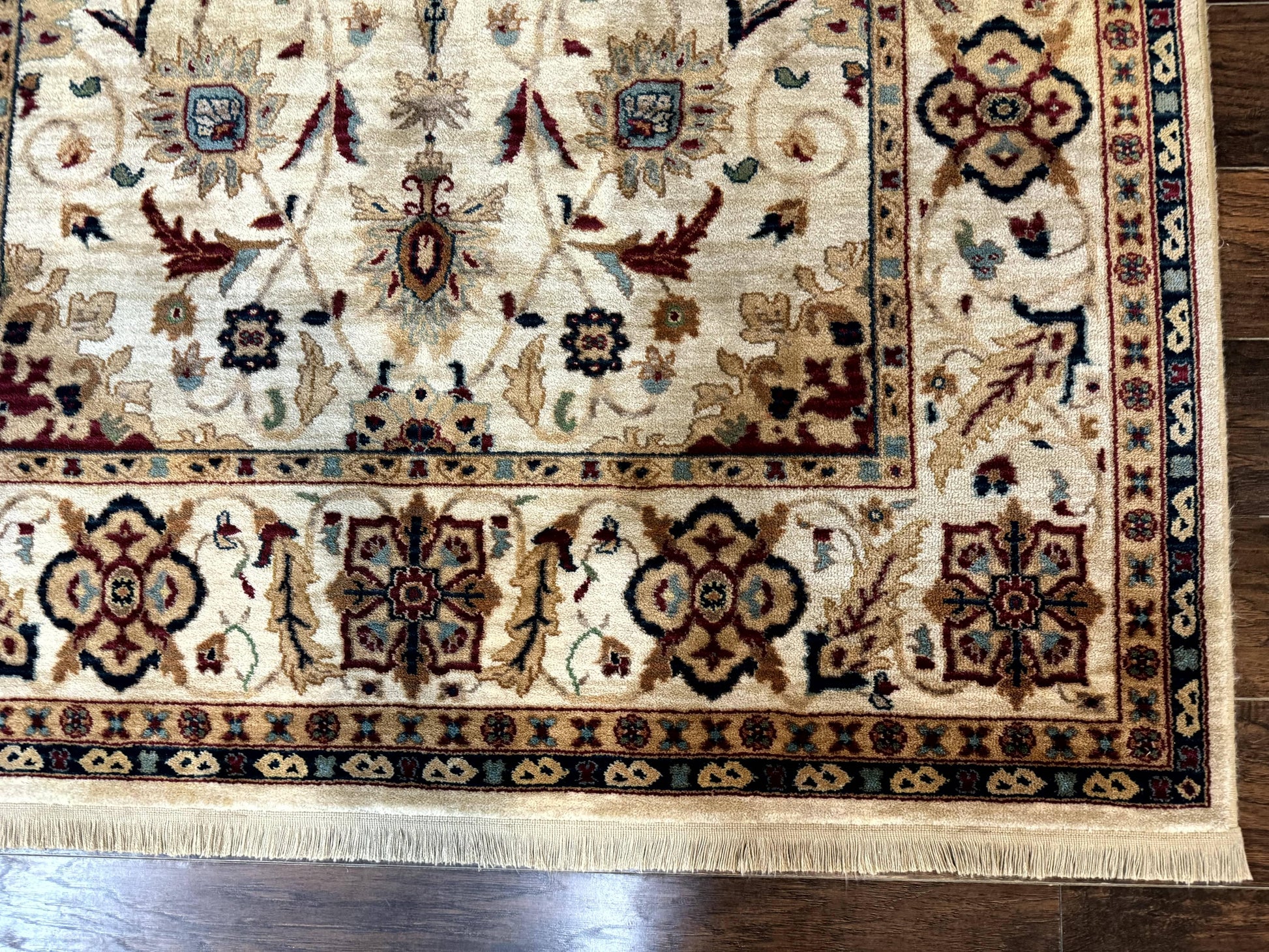 Karastan Rug 5.9 x 8.6, Karastan Traditions Amritsar Pattern Design 510, New Zealand Wool, Karastan Area Rug - Nuvé