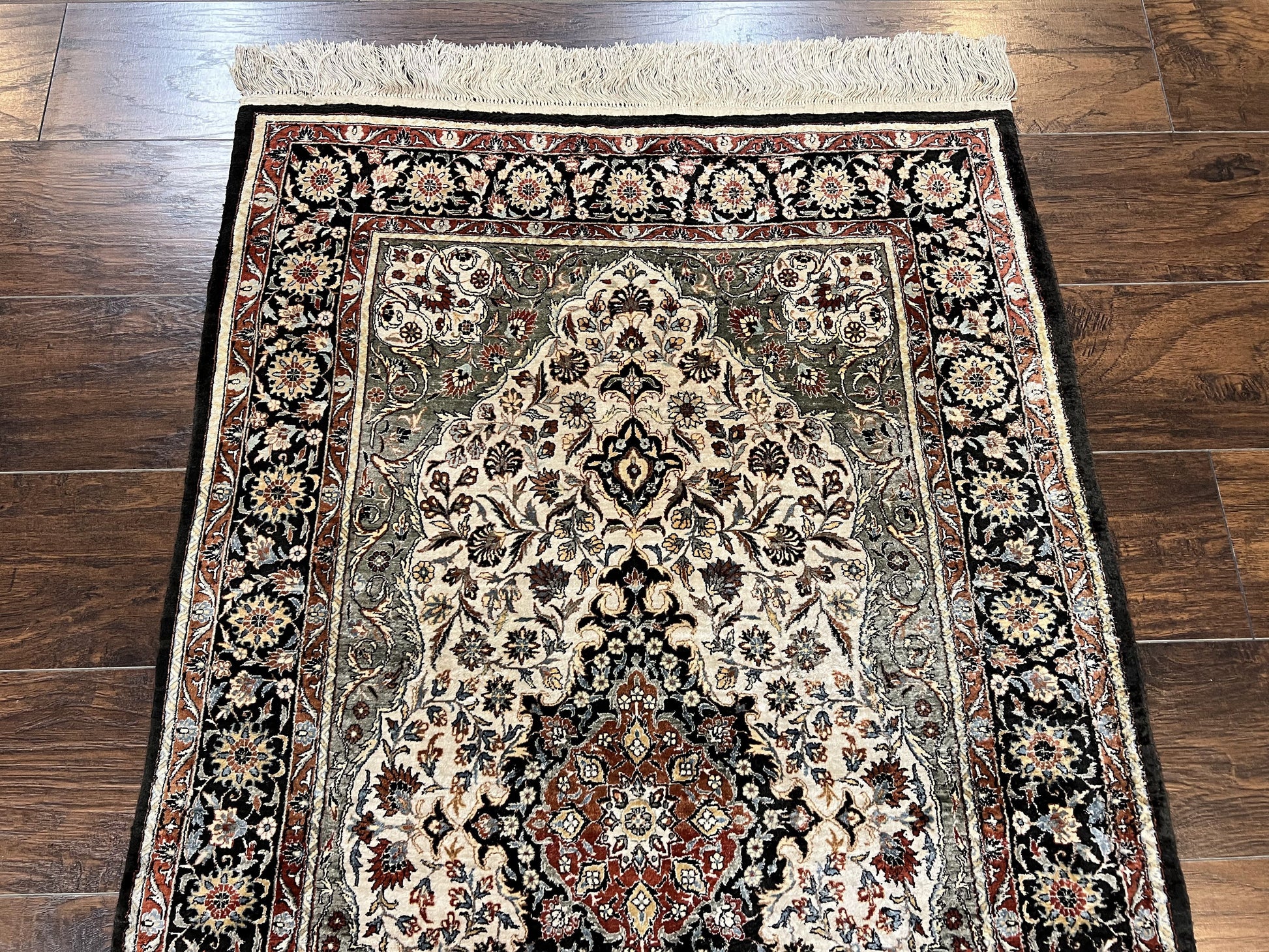 Silk Sino Persian Rug 3x5, Floral Medallion, Hand Knotted Silk Pile Silk Foundation, Traditional Silk Handmade Oriental Carpet, Cream Black - Nuvé