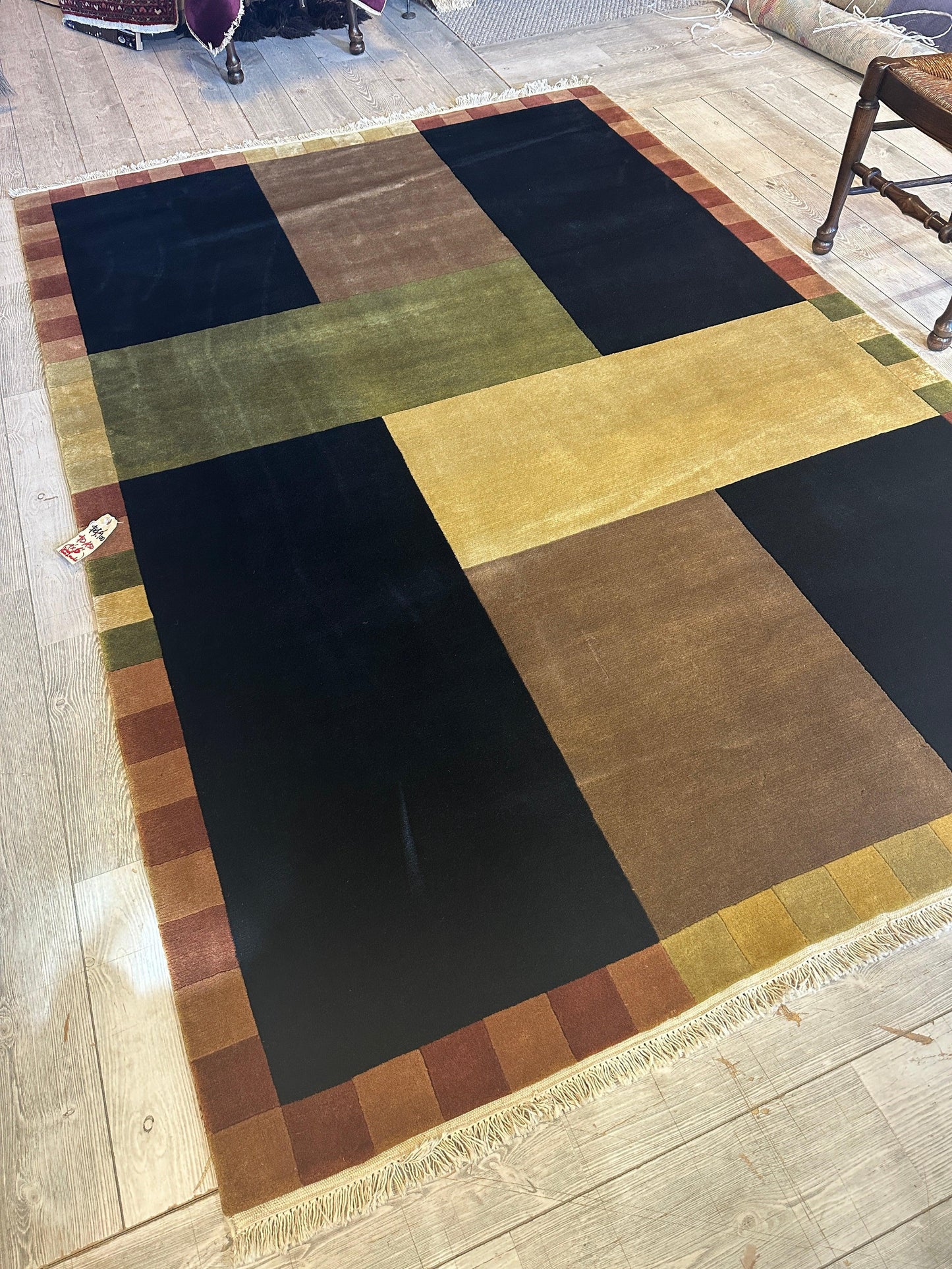 Beautifull Hand Knotted Abstract Area Rug 6’ x 9’ - Nuvé