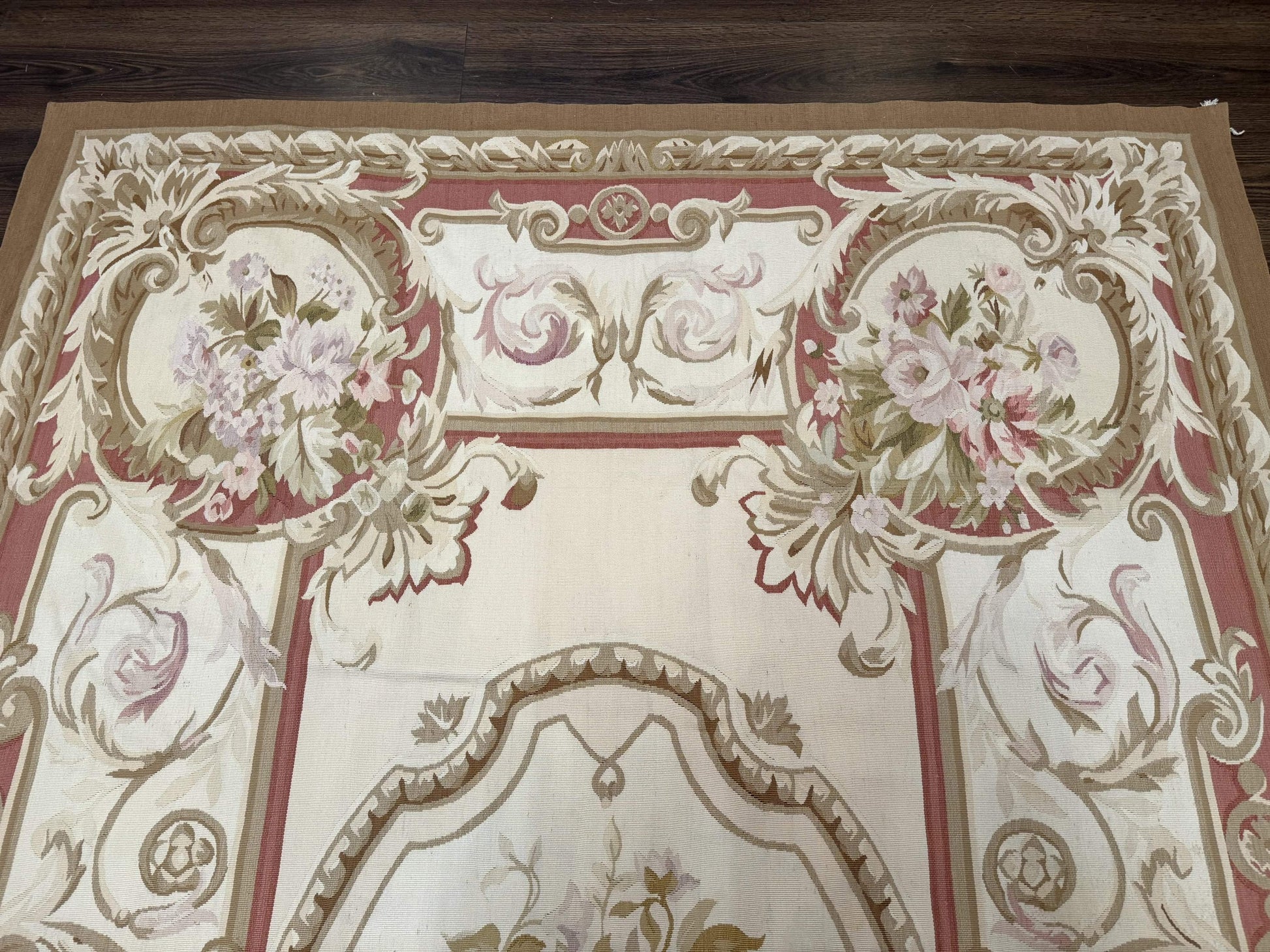 Aubusson Rug 6x9 - Nuvé