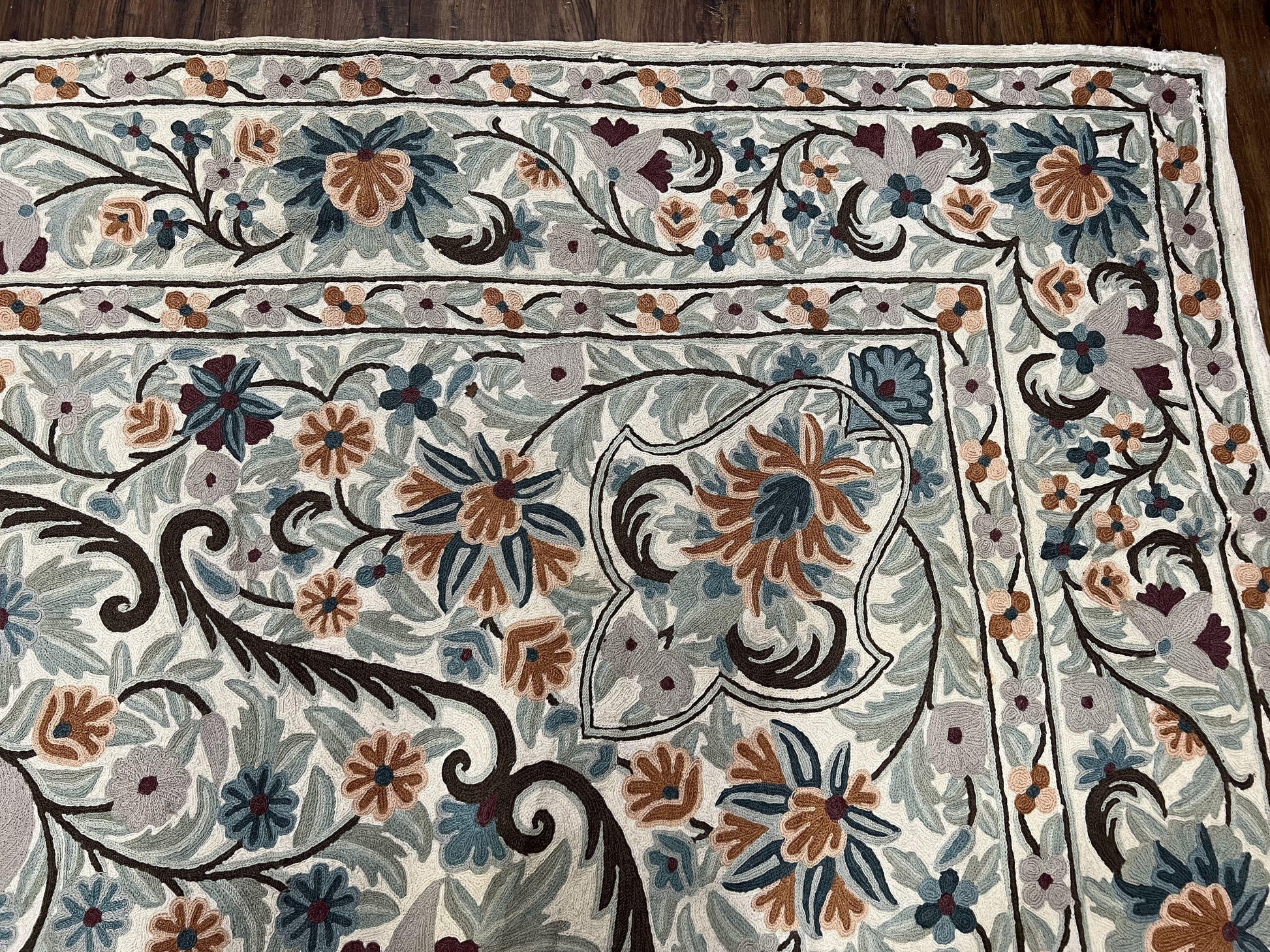 Chain Stitched Rug 9x12 Vintage Carpet 9 x 12 Flatweave Rug, Ivory Teal Rug, Area Rug 9 by 12, Hand Stitched Rug, Medallion, Indian Rug - Nuvé