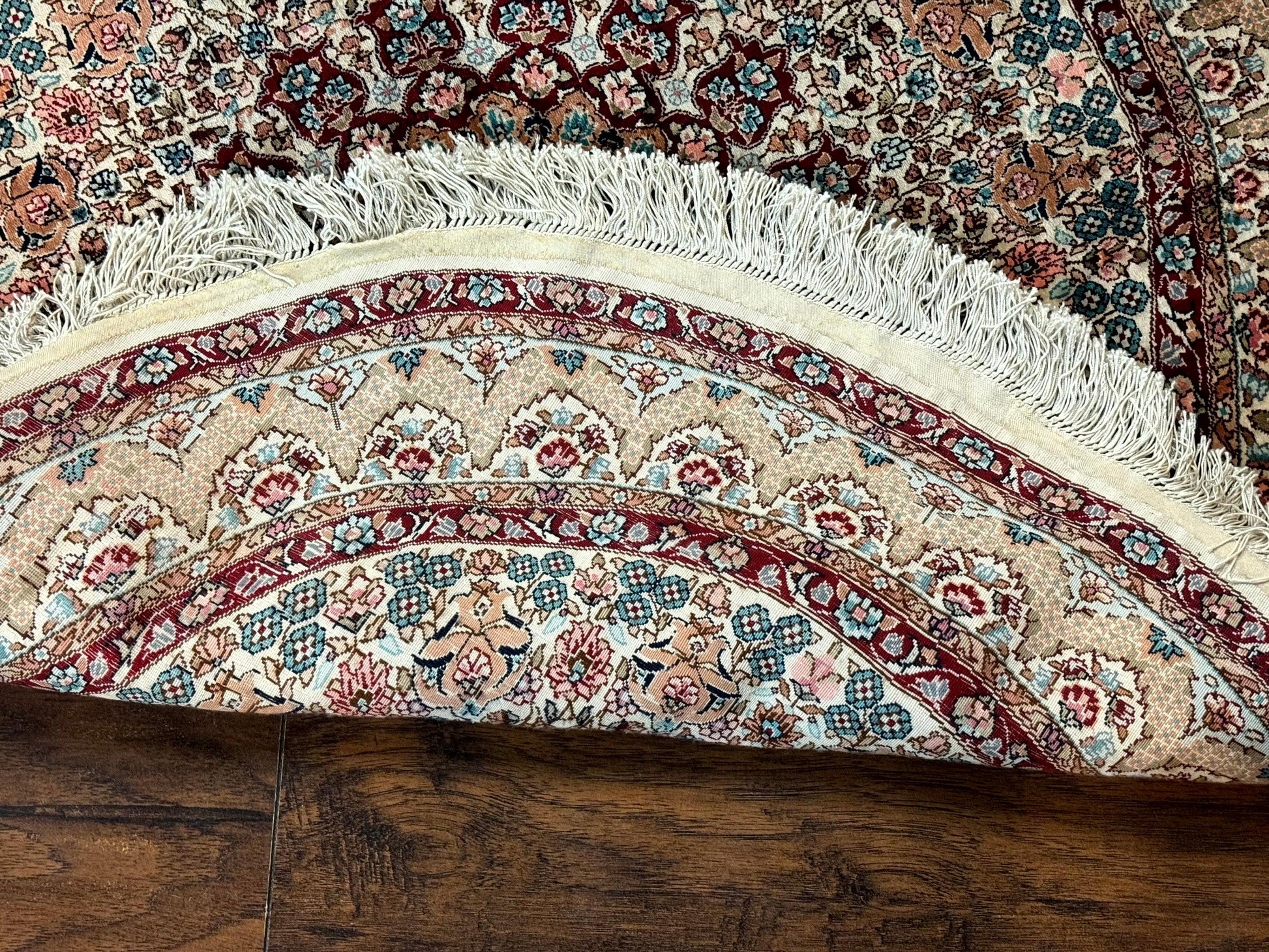 Round Silk Rug 3x3, Extremely Fine 580 KSPI, Sino Persian Round Handmade Carpet, Silk on Silk - Nuvé