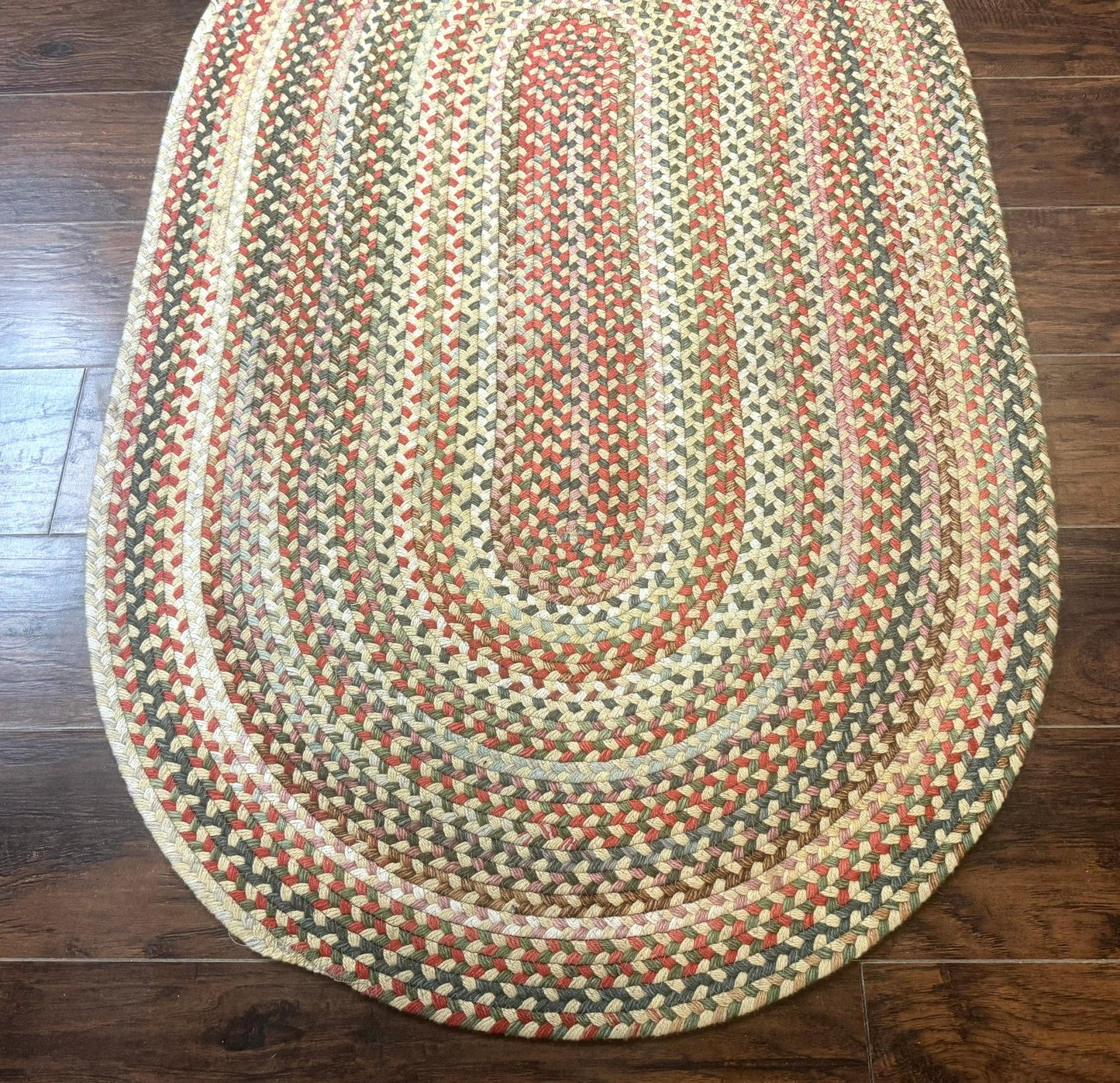 Braided American Oval Rug 3x5, Multicolor, Hand Braided - Nuvé