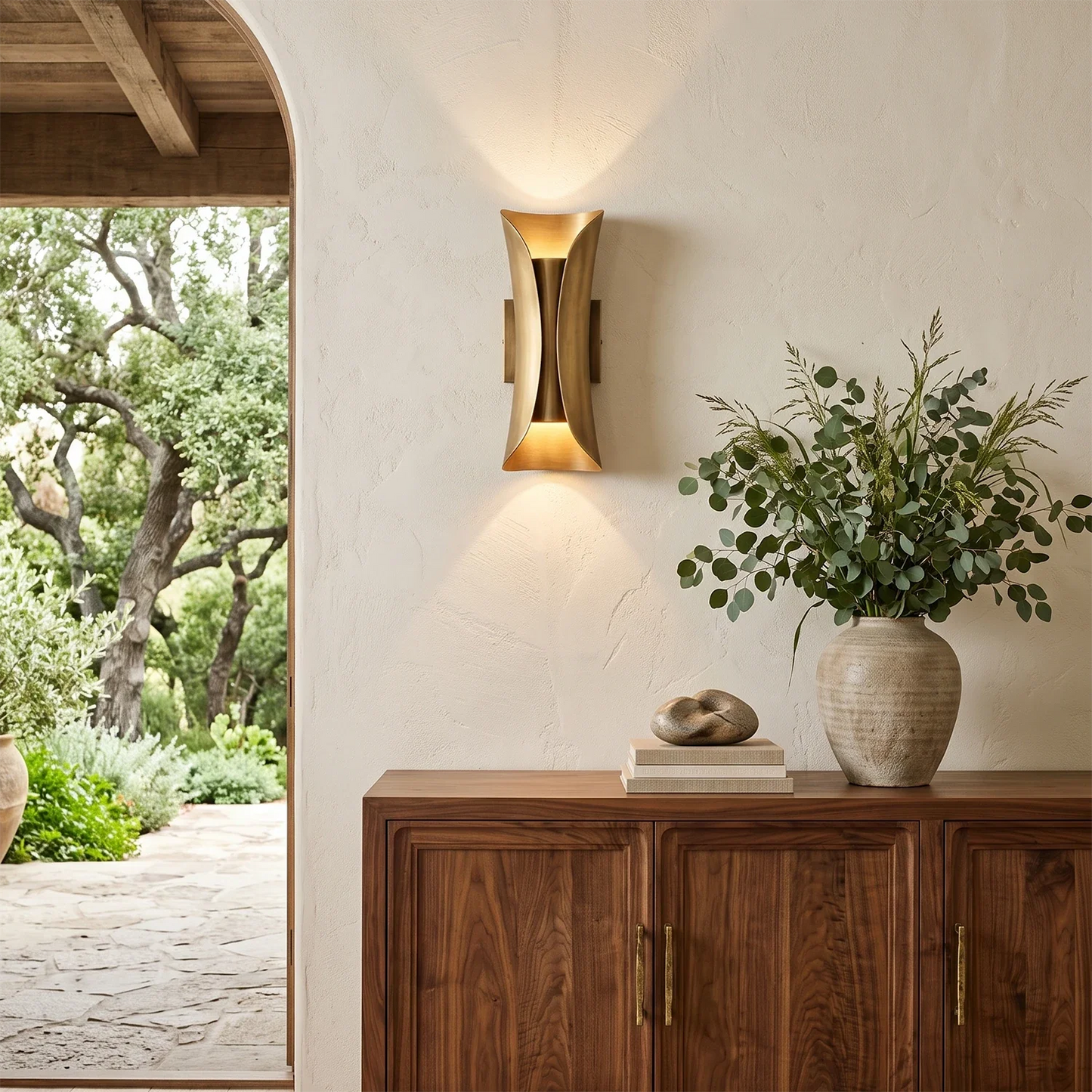 Bronze Modern Wall Lamp