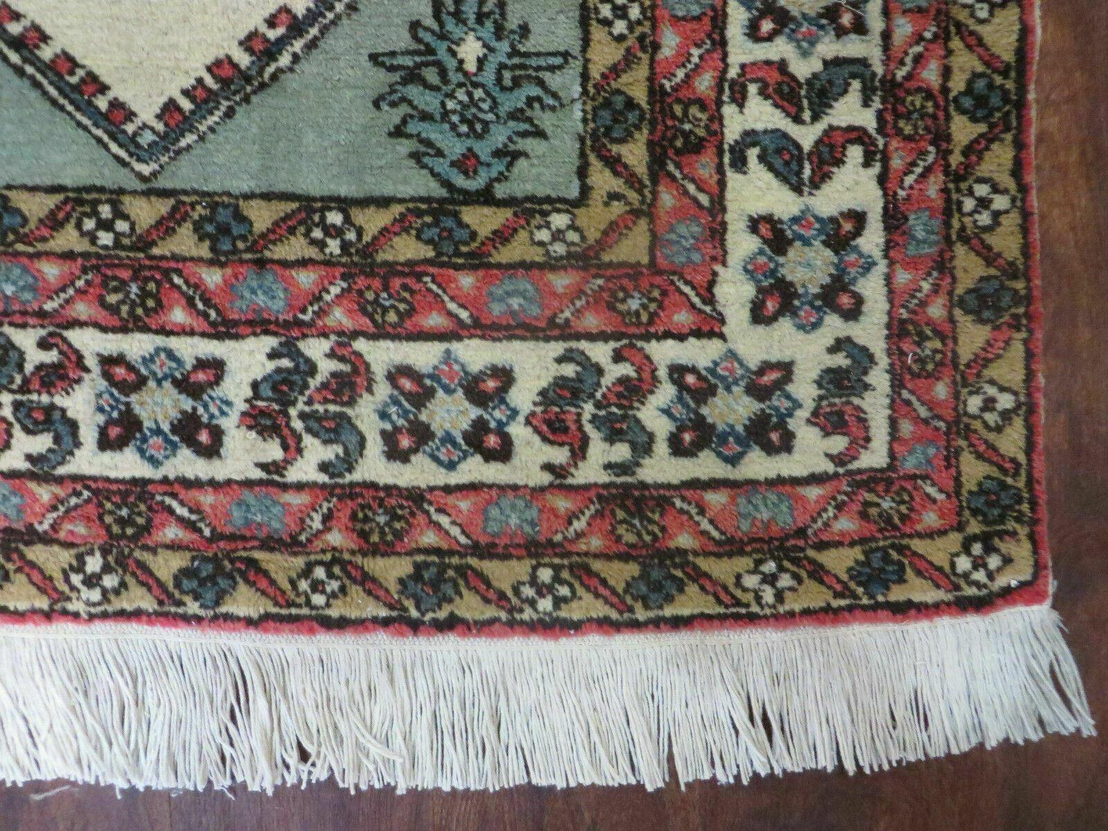 4' X 7' Vintage Handmade Knotted Rug India Caucasian Wool Soft Green Organic - Nuvé