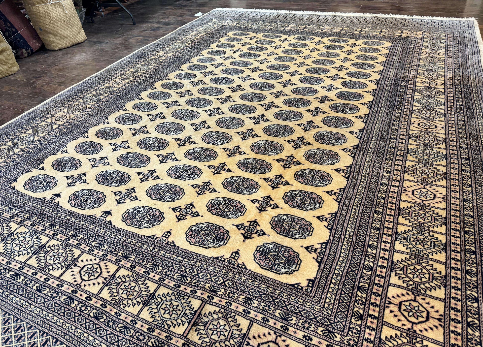 Pakistani Bokhara Turkoman Rug 9x11, Cream, Handmade Wool Vintage Carpet - Nuvé