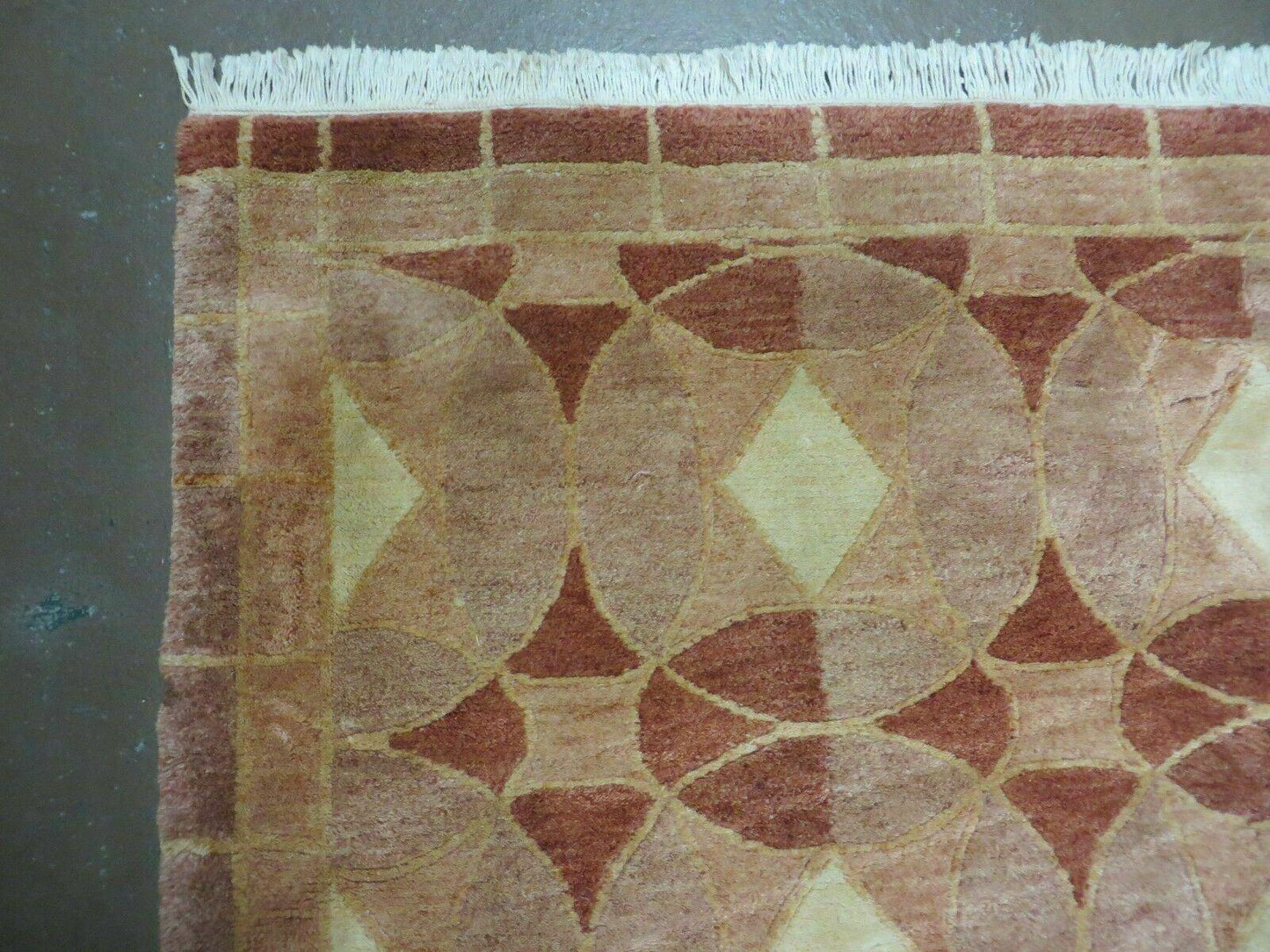 5' X 7' Modern Tibetan Nepal Art Deco Chinese Hand Knotted Wool Rug Decorative Contemporary Home Décor - Nuvé