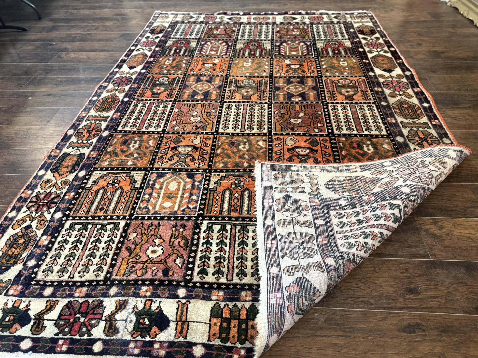 Persian Bakhtiari Tribal Rug 7x10, Panel Design, Semi Antique - Nuvé