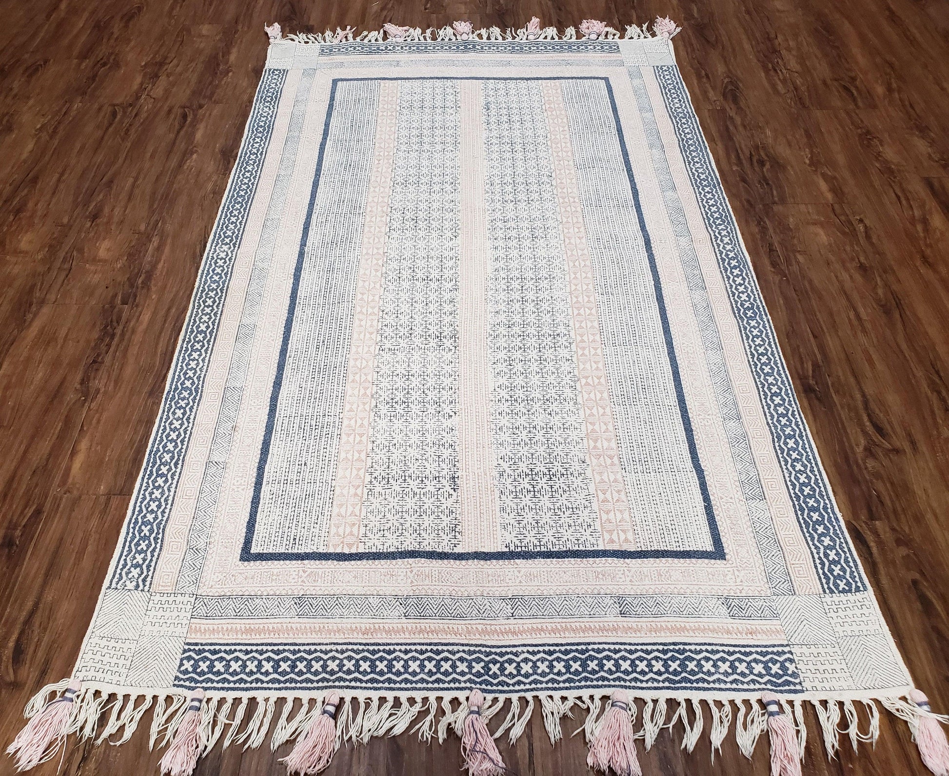 Vintage Moroccan Kilim Area Rug 4x6, Ivory & Blues, Moroccan Wall Hanging, Wool, Handmade, 3'9" x 6' 1", Boho Rug, Flatweave Moroccan Carpet - Nuvé