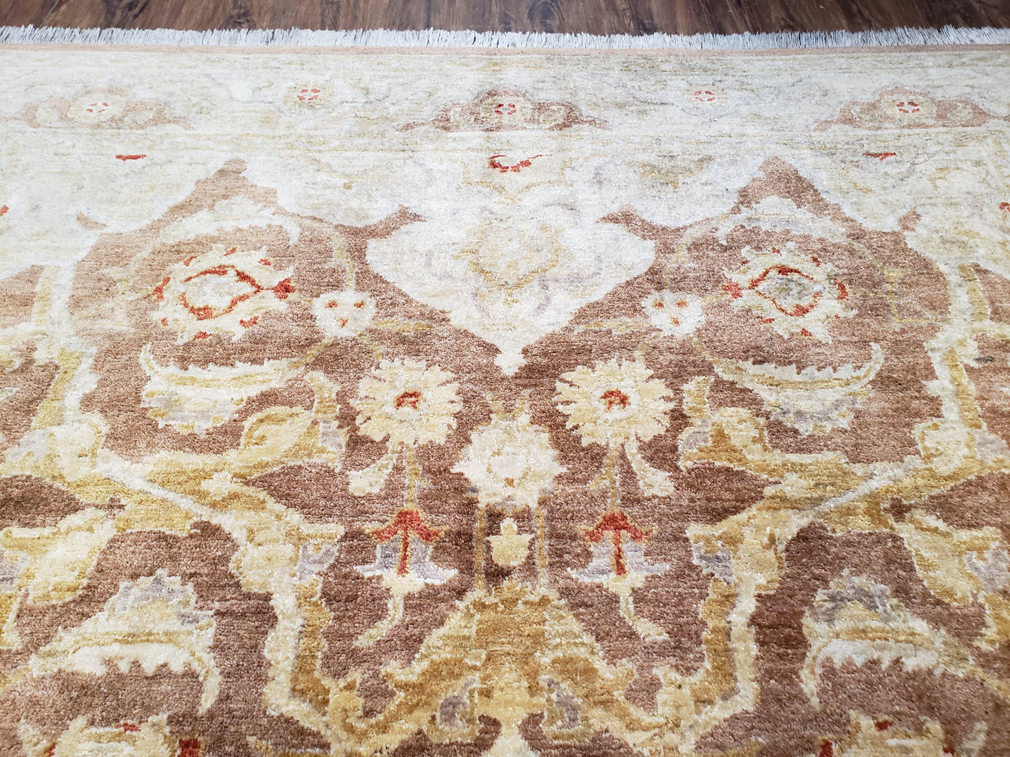 6x9 Pakistani Peshawar Rug, Handmade Wool Carpet, Soft Neutral Colors Rug, Vintage Rug for Modern Home - Nuvé