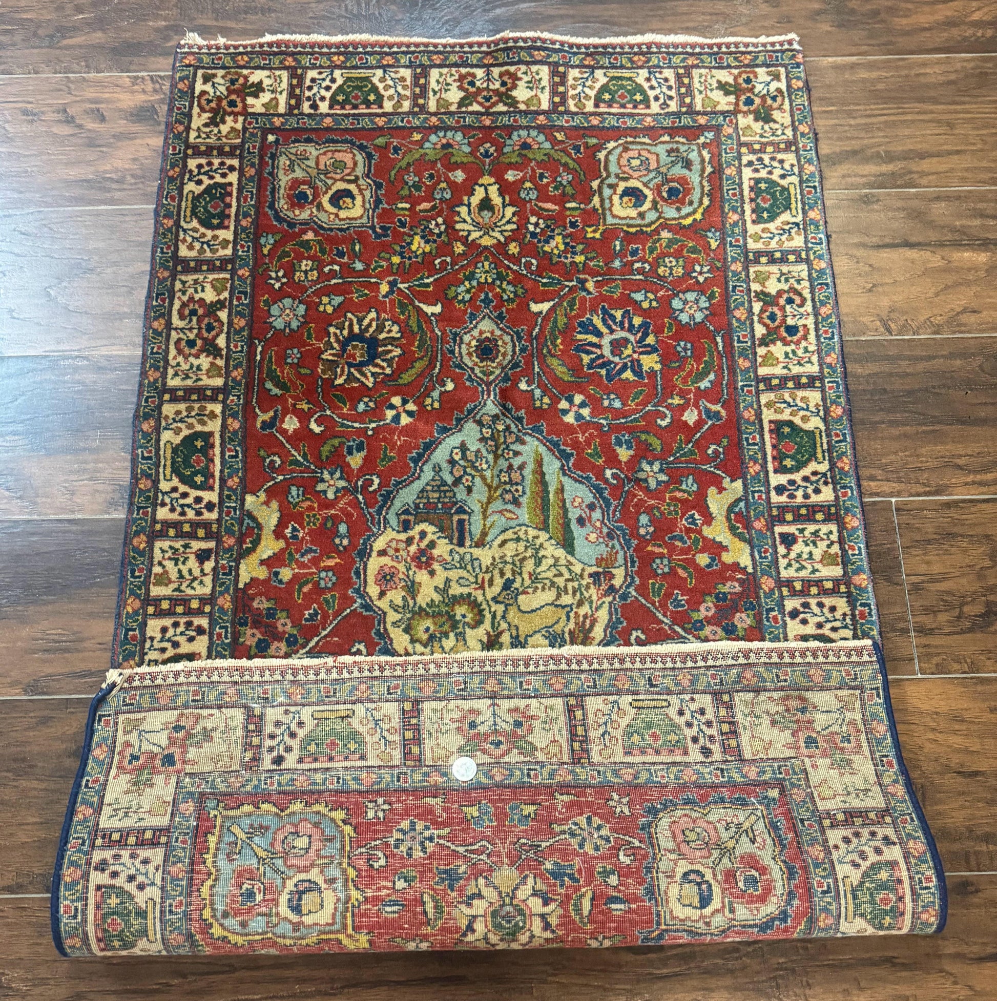 Small Persian Tabriz Rug 2.8 x 4.7, Red, Animal Pictorials, Semi Antique Vintage - Nuvé