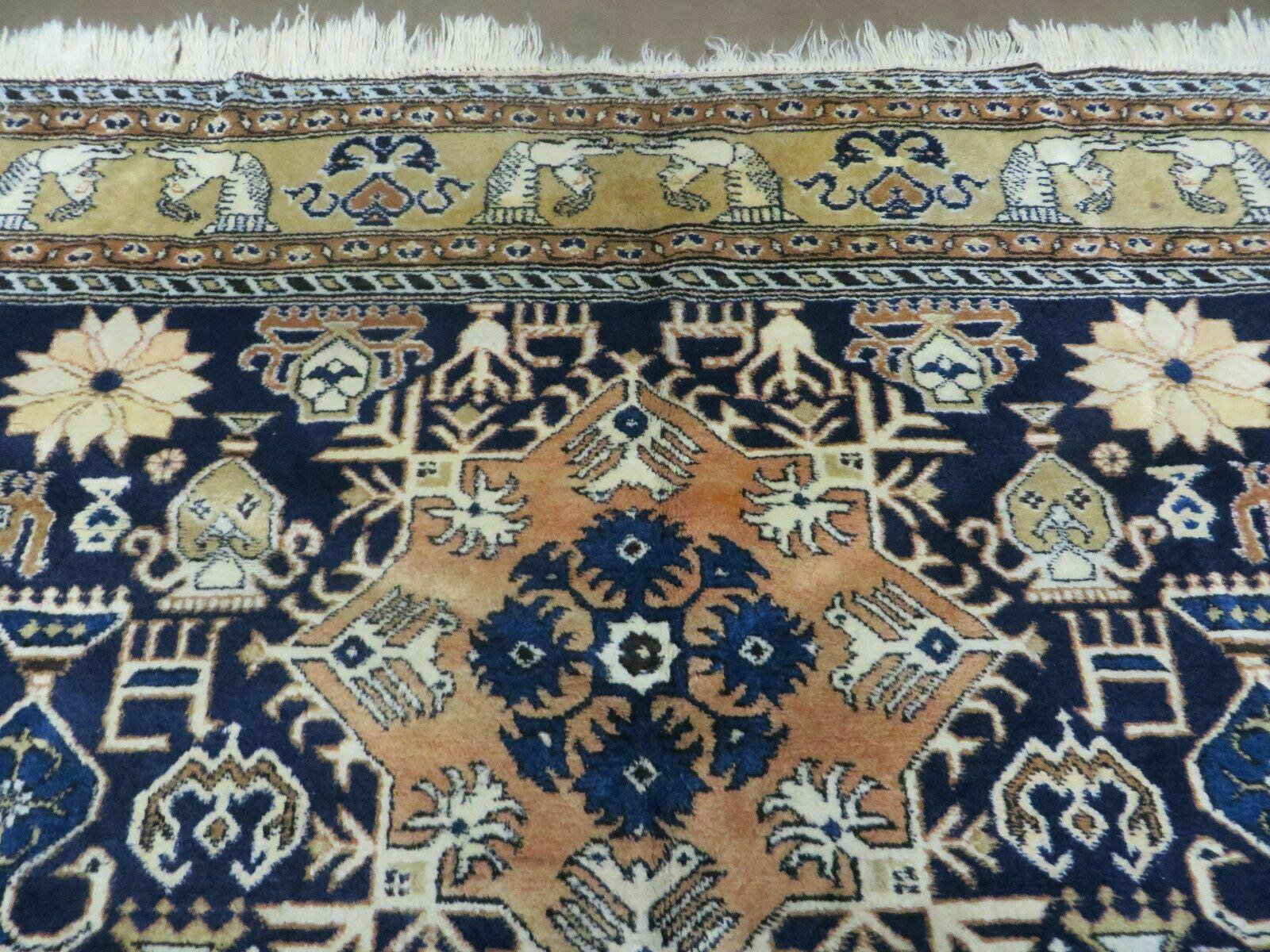 Persian Qum Rug 5.6 x 8.8, Navy Blue - Nuvé