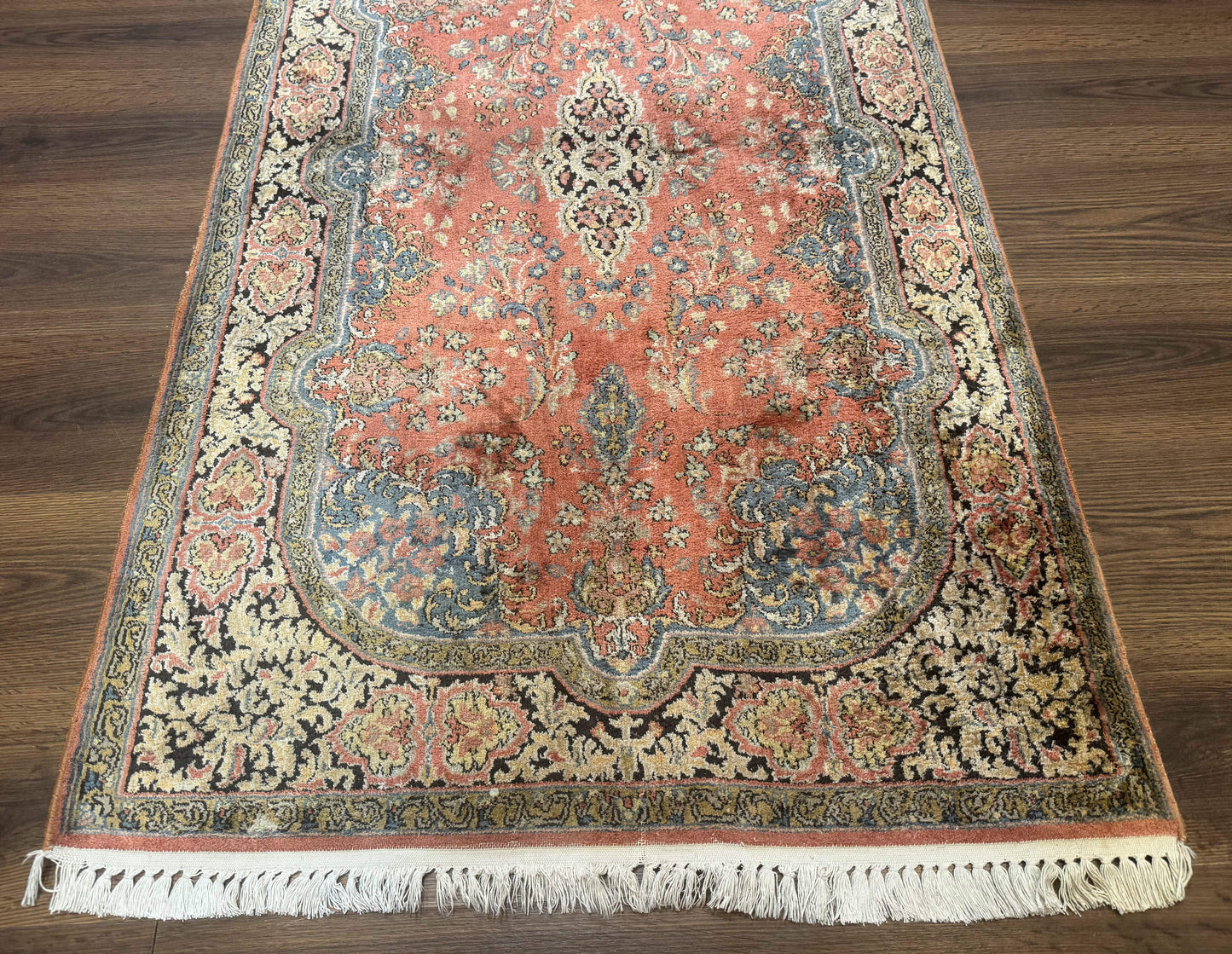 Indian Kashmiri Silk Rug 3x5, Fine 260 KPSI, Hand Knotted - Nuvé