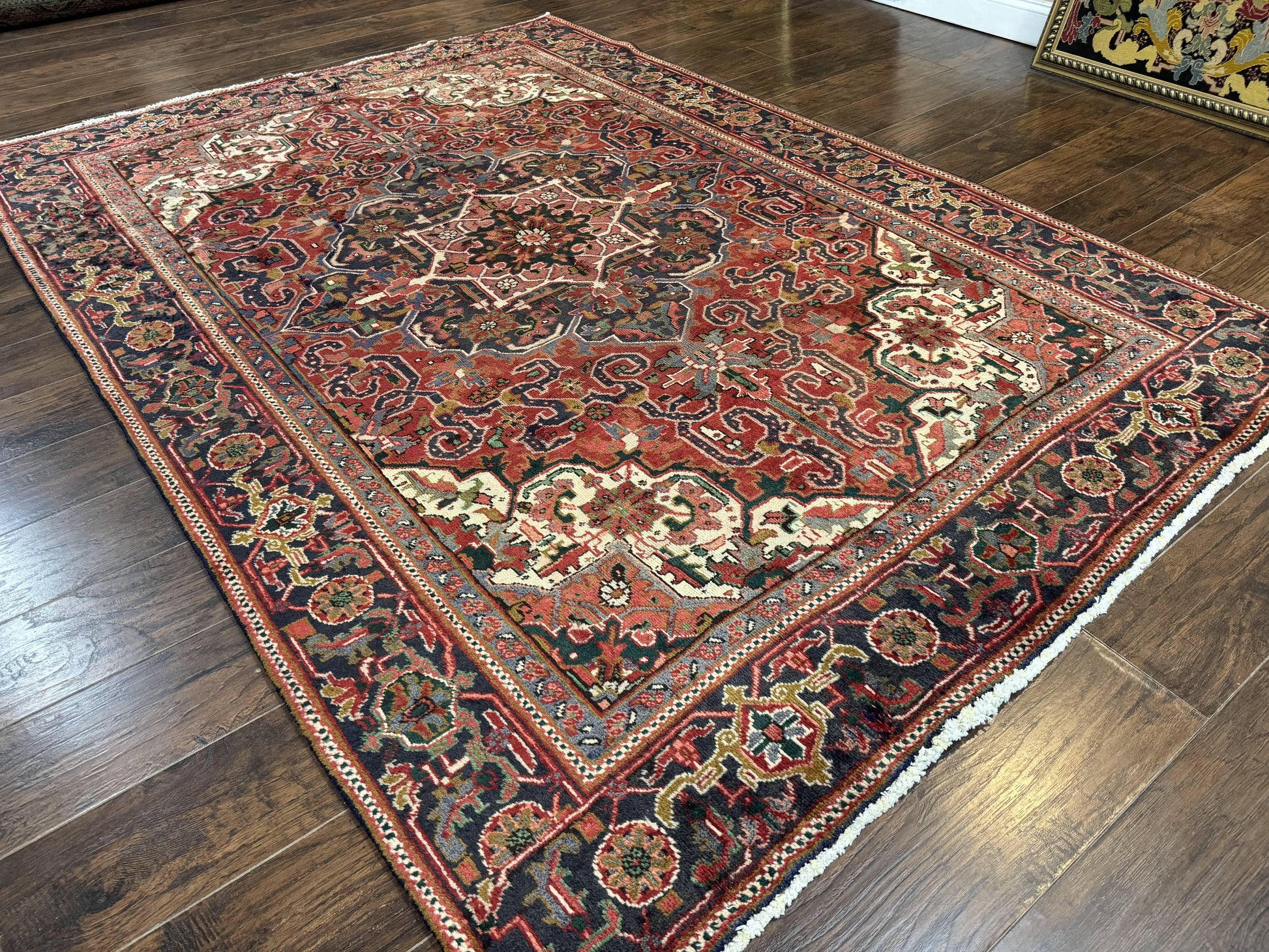 Persian Heriz Rug 6.6 x 9, Geometric Wool Persian Carpet - Nuvé