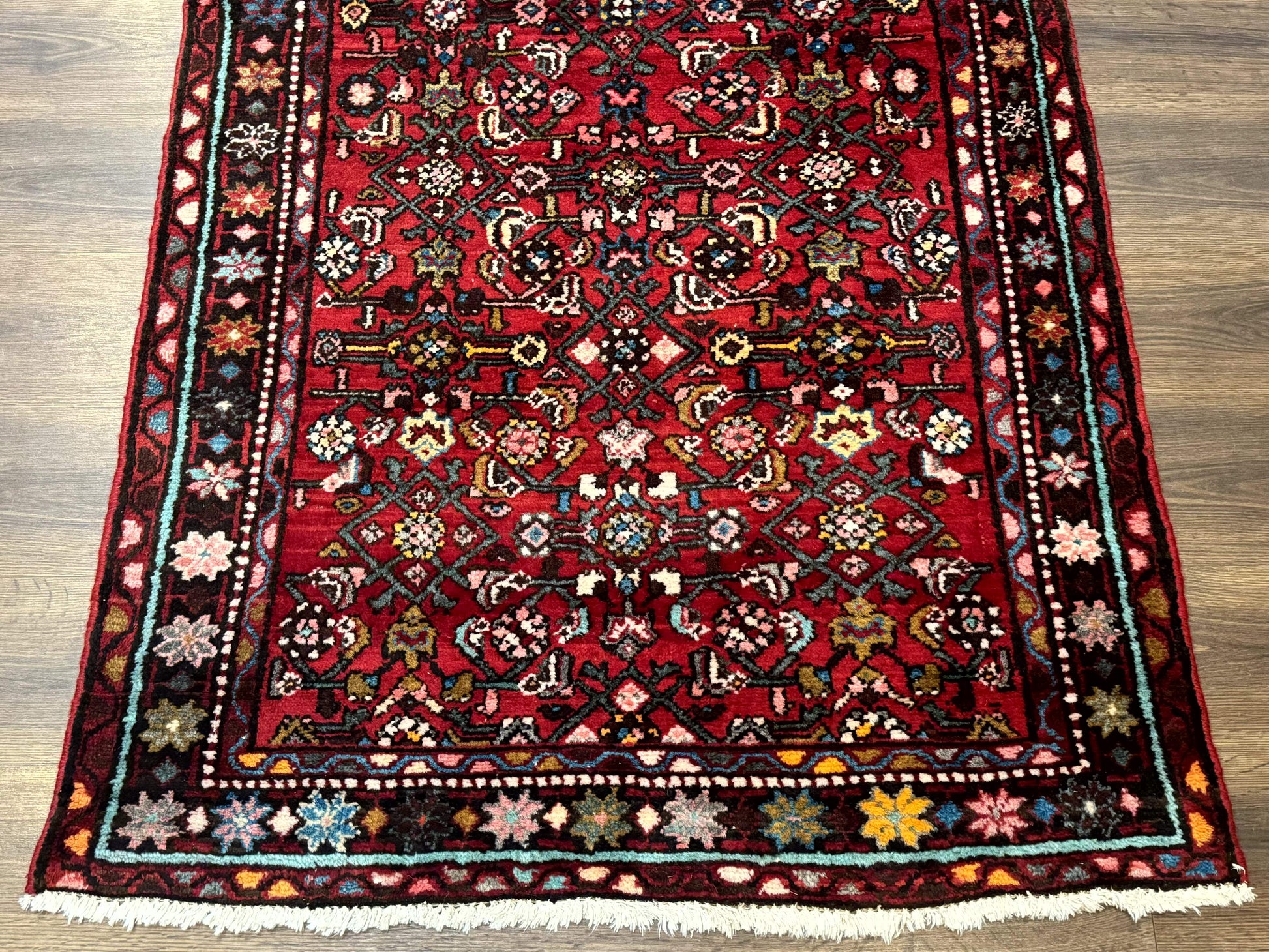 Red Persian Rug 4x7, Village Rug, Wool Vintage Carpet - Nuvé