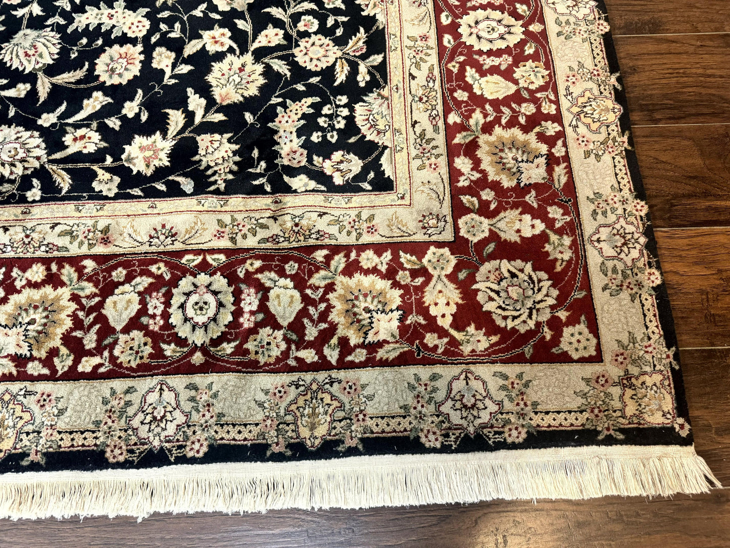 Black Pak Persian Rug 8x10, Floral Allover - Nuvé