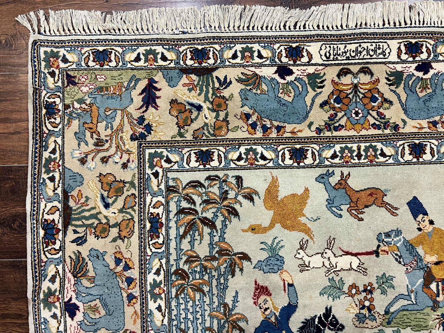 Persian Kashan Pictorial Rug 4.6 x 7, Hunting Scene, SIgned by Masterweaver, Animal Pictorials, Rare, Handmade, Wool, Vintage, Very Fine - Nuvé