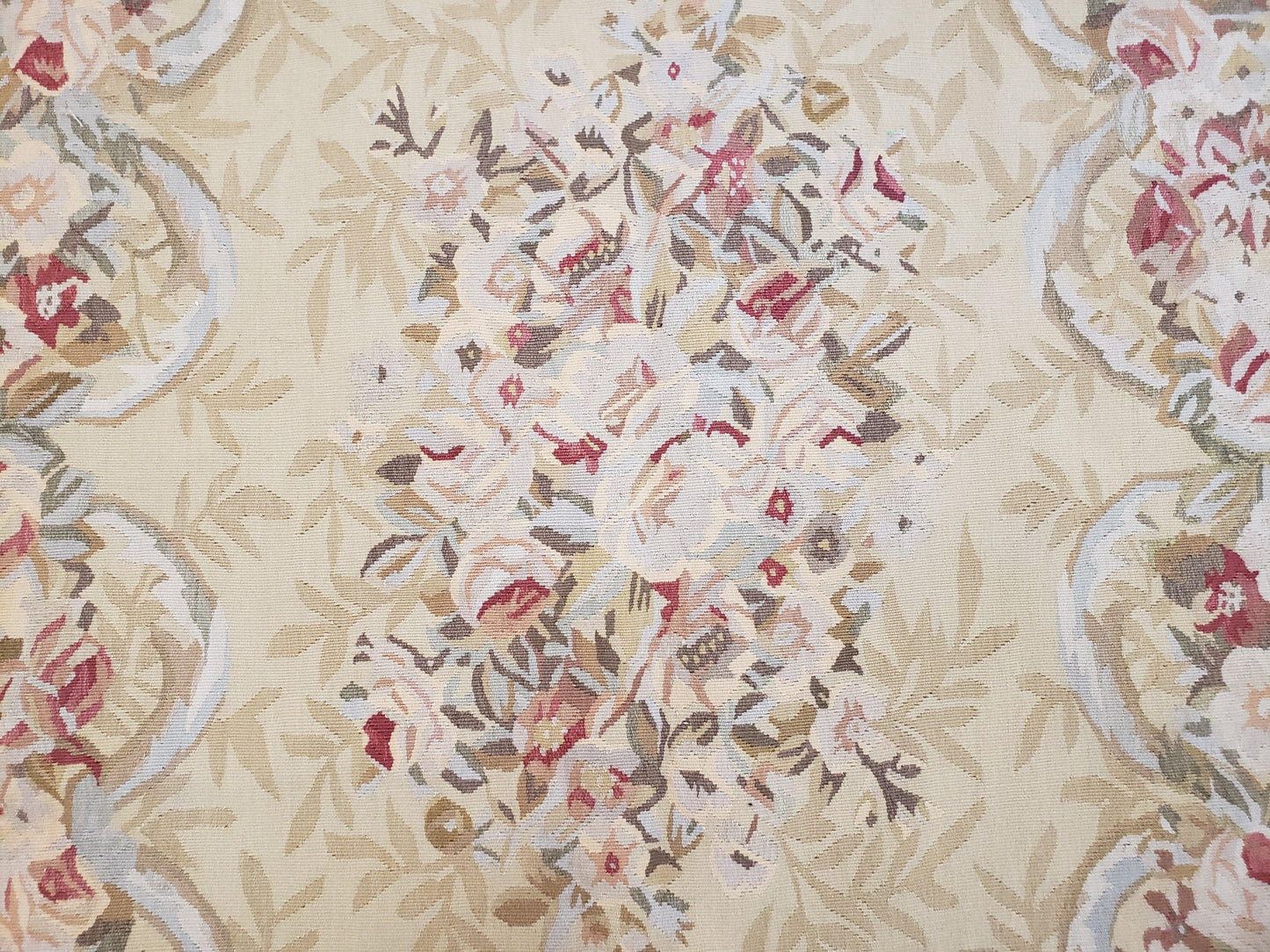 Aubusson Rug 6x9, Elegant Flatweave Rug, Aubusson Savonnerie 6 x 9 Flatweave Area Rug, Cream and Red, Wool Hand Woven Carpet, Medium Size - Nuvé