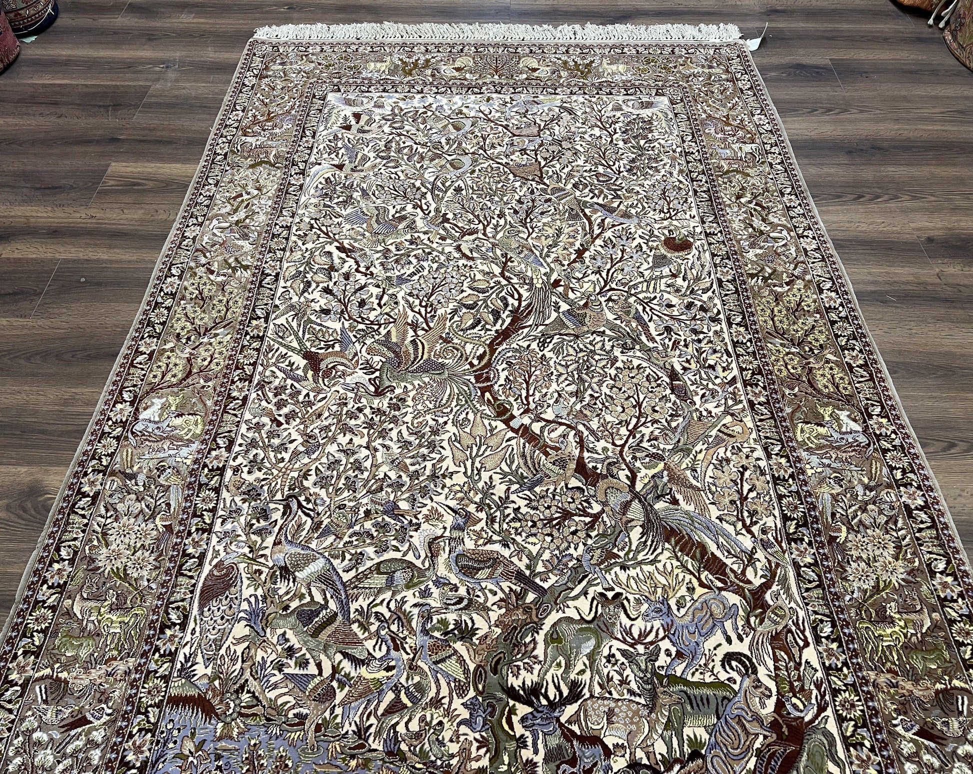 Persian Isfahan Rug 5x8 - Tree of Life, Animal Pictorials, Kork Wool & Silk - Nuvé