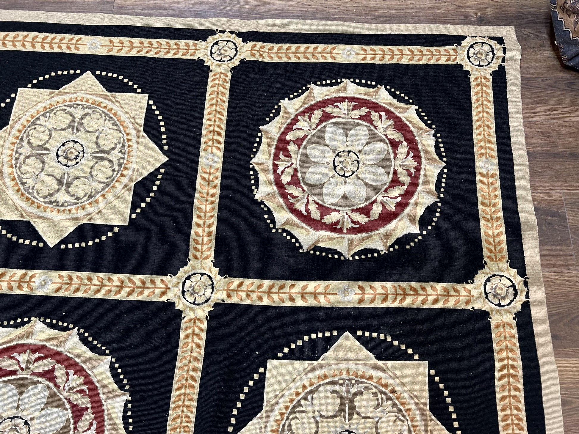 Large Needlepoint Rug 10x13, Panel Design, Black and Beige, Wool Needlepoint Carpet 10 x 13, English Garden, Handwoven Area Rug, Living Room - Nuvé