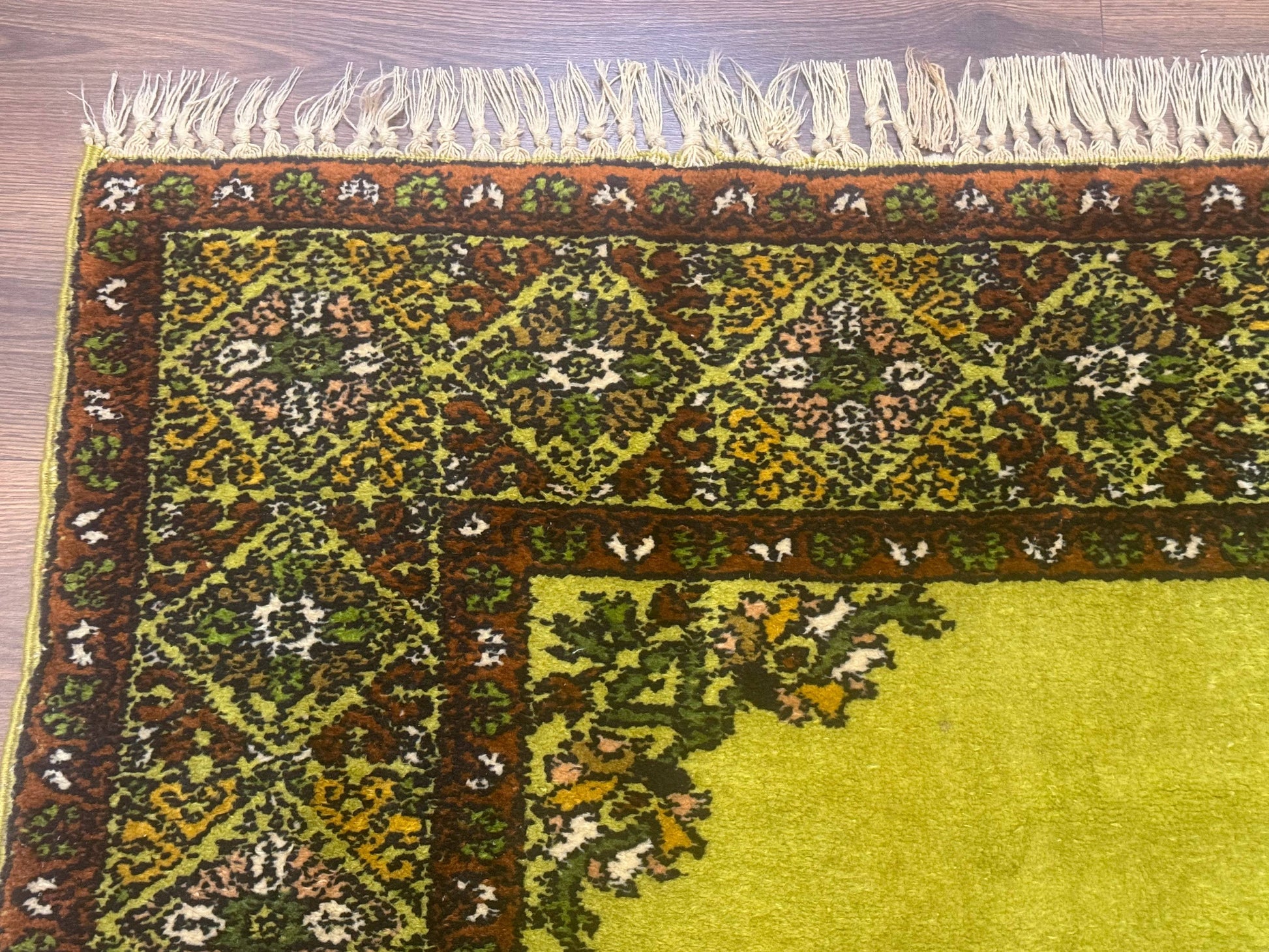 Moroccan Rug 6x8, Semi Open Field, Vintage, Lime Green, Wool Carpet - Nuvé