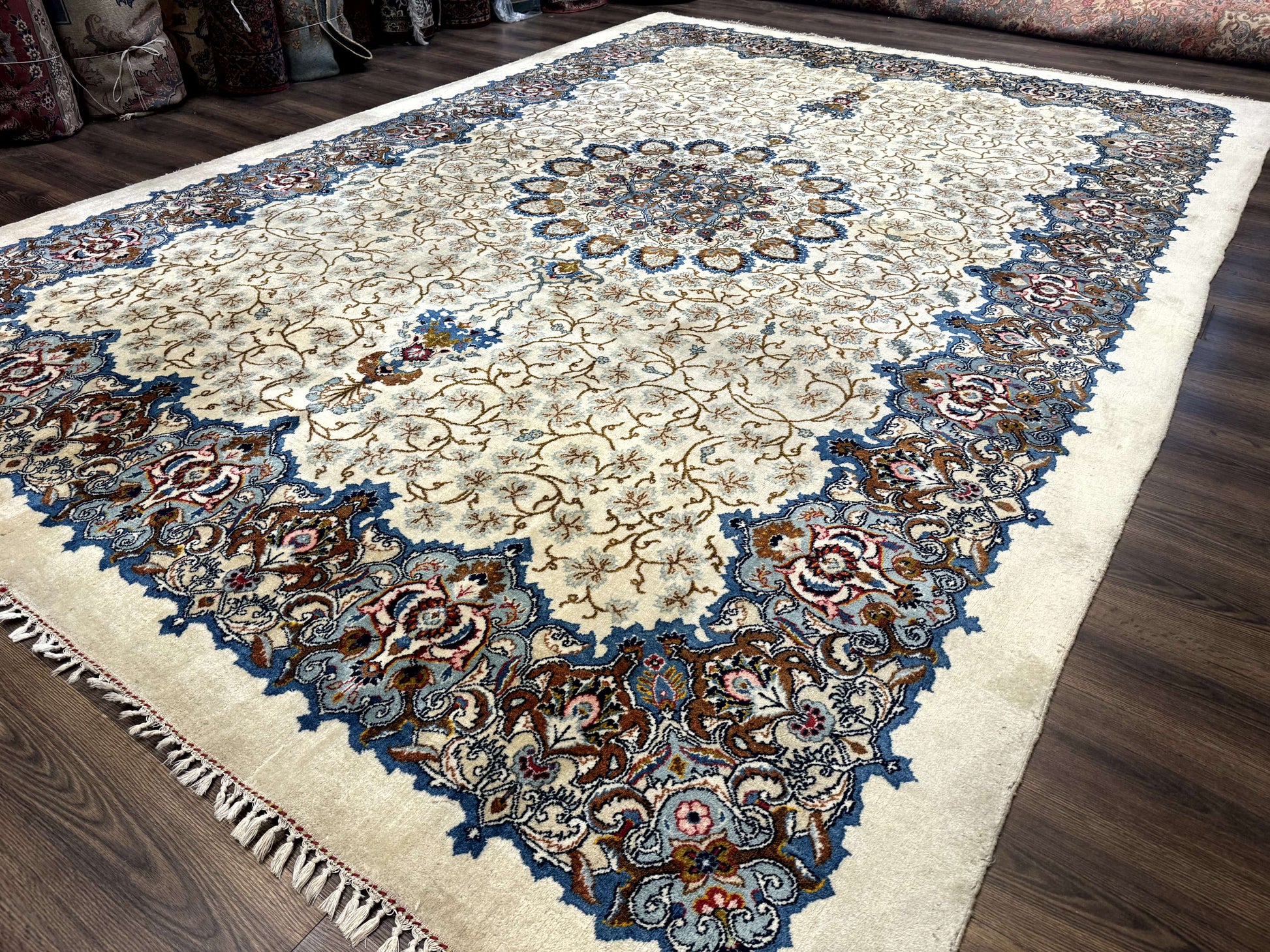 Persian Kashan Rug 9 x 12.6, Ivory and Blue, Floral Medallion, Wool Hand Knotted Semi Antique Carpet - Nuvé