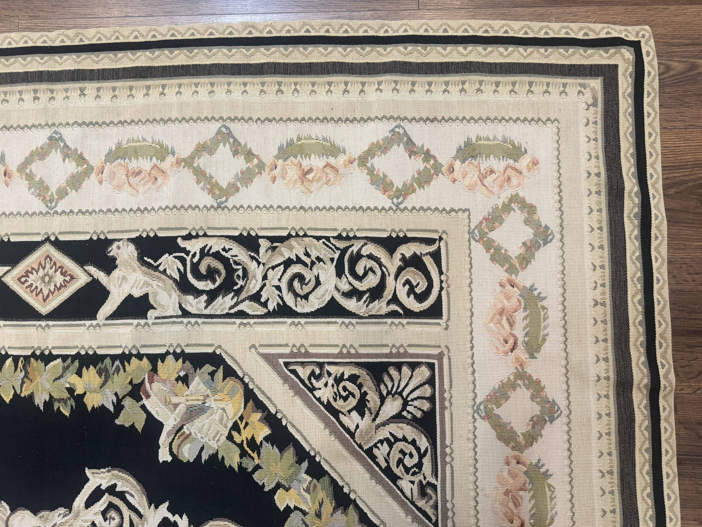 Aubusson Rug 6x8, European Design, Lion Pictorials, Black - Nuvé