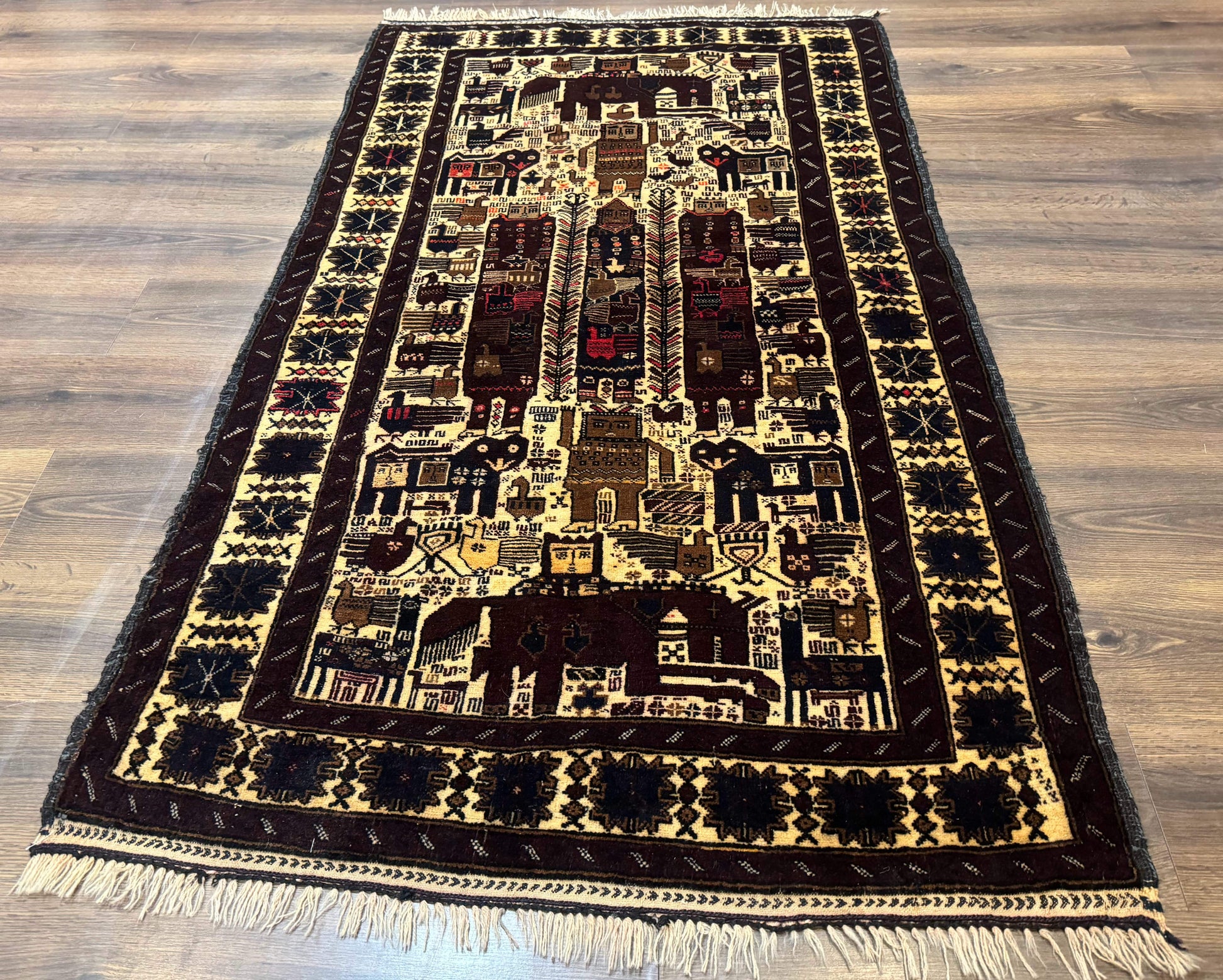 Persian Baluch Tribal Rug 4x6, Human and Bird Pictorials, Vintage, Wool, Collectible - Nuvé