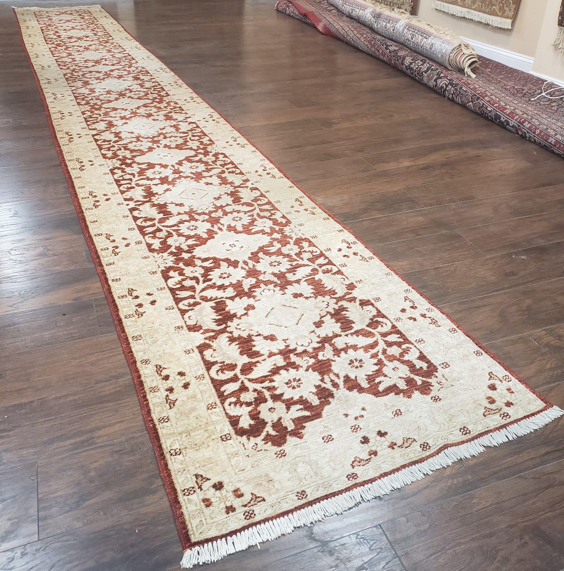 21 ft Runner Rug Long Hallway Runner, 3 x 21 Corridor Rug, Peshawar Pak Persian Chobi Agra Rug, Maroon and Beige Large Flowers Wool Handmade - Nuvé