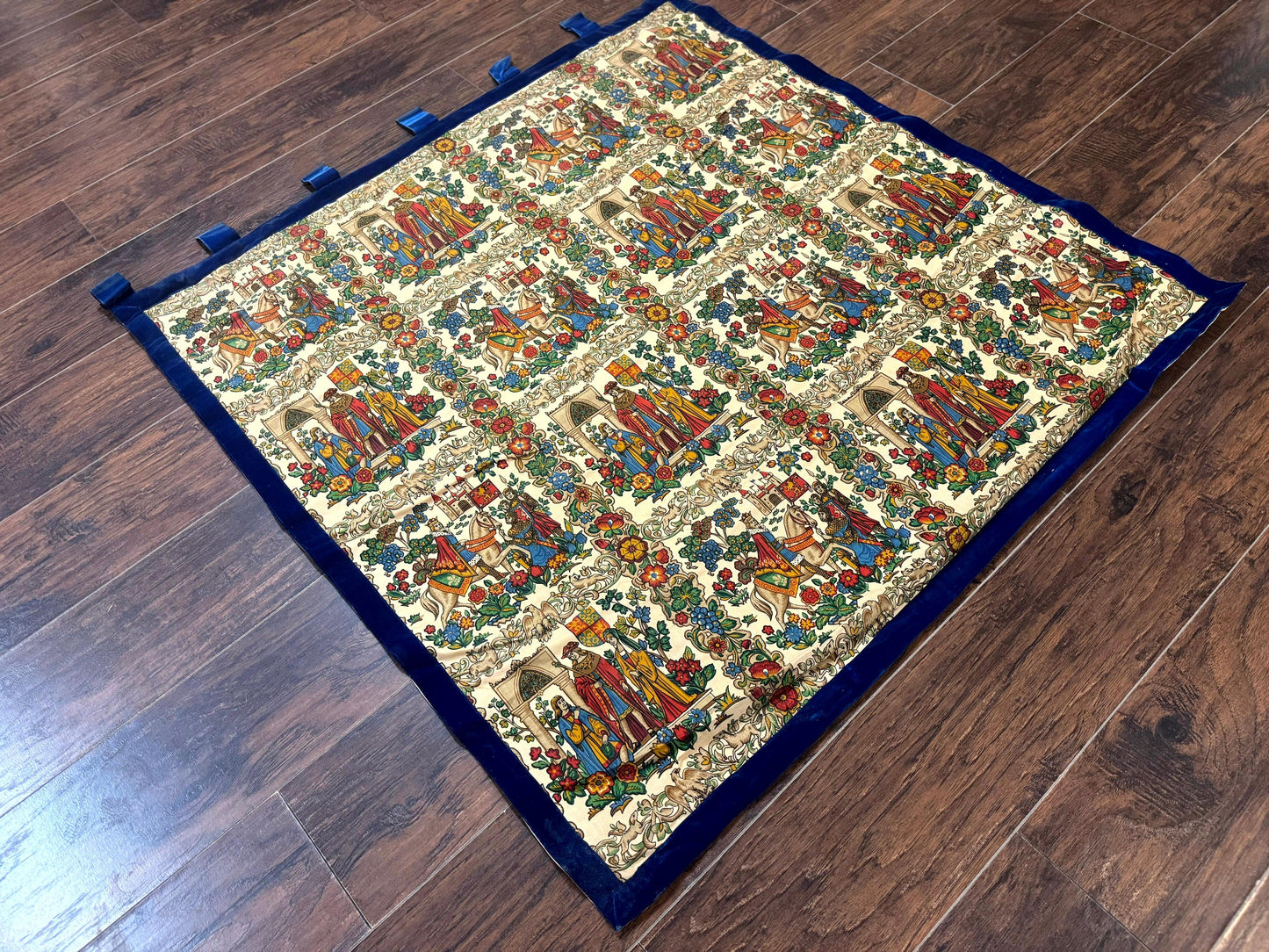 Vintage European Tapestry 4x4, Medievel Design - Nuvé
