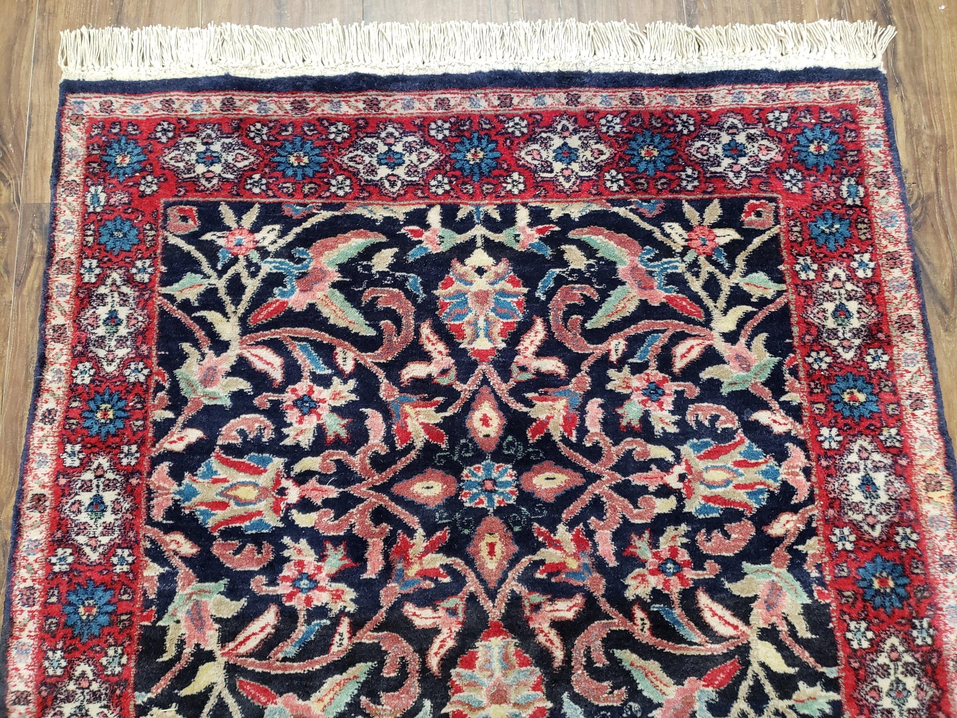 Antique Persian Sarouk, Wool, Hand-Knotted, Blue & Red, 3'1" x 5'3" - Nuvé