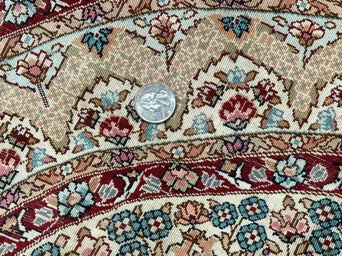 Round Silk Rug 3x3, Extremely Fine 580 KSPI, Sino Persian Round Handmade Carpet, Silk on Silk - Nuvé
