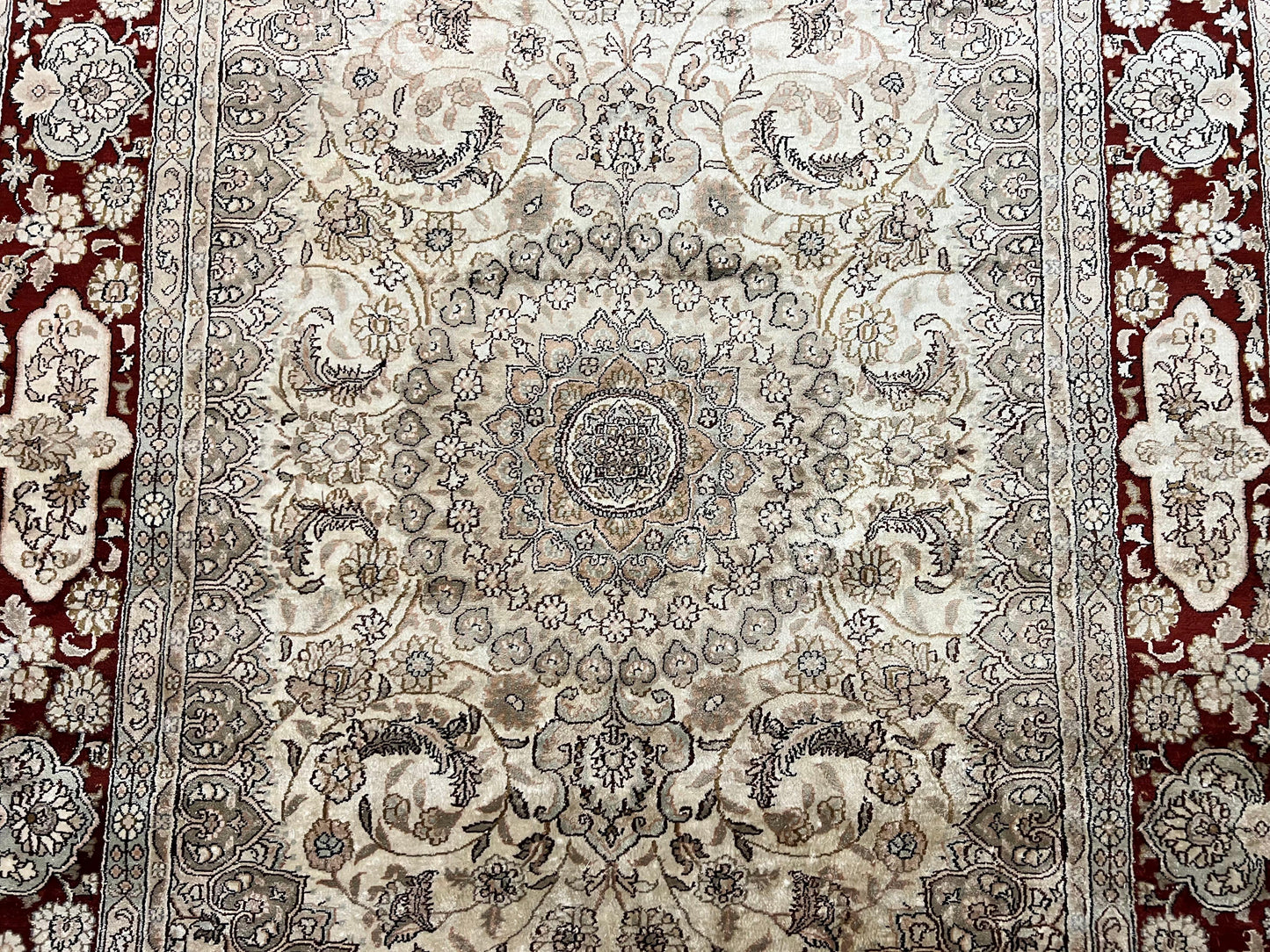 Silk Indian Kashmiri Rug 4x6 ft, Floral Medallion Hand Knotted Handmade Oriental Carpet, Vintage, Cream Burgundy, Very Fine Silk Rug 4 x 6 - Nuvé