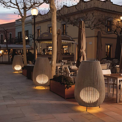 Candice Outdoor Floor Lamp - Nuvé
