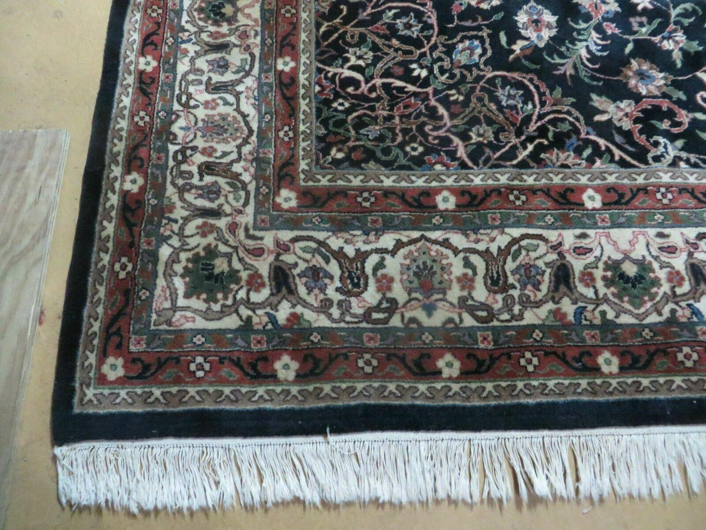 Indo Persian Rug 8x10, Wool Handmade Floral Carpet - Nuvé