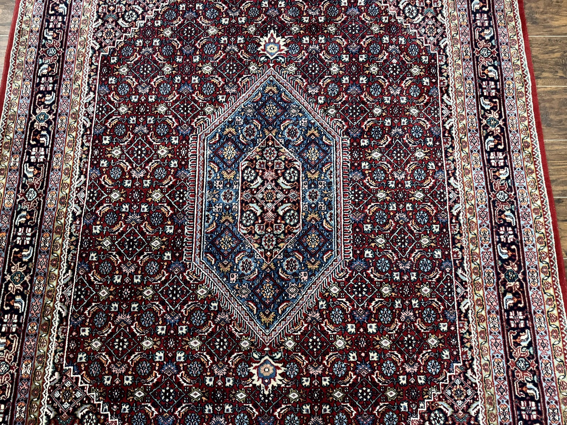 Indo Persian Bidjar Rug 6x9, Vintage Wool Handmade Carpet - Nuvé