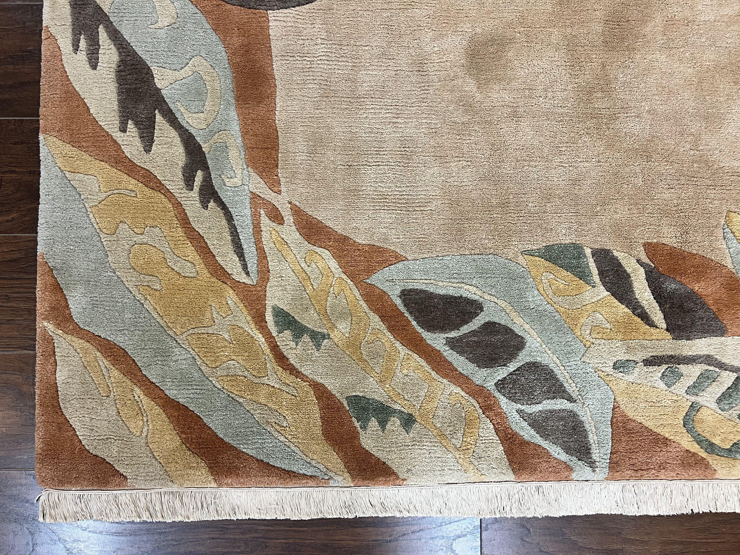 Modern Tibetan Rug 7x10, Soft Wool, Tufenkian Style Carpet, Tibet Nepali Rug, Open Field, Handmade Wool Rug - Nuvé