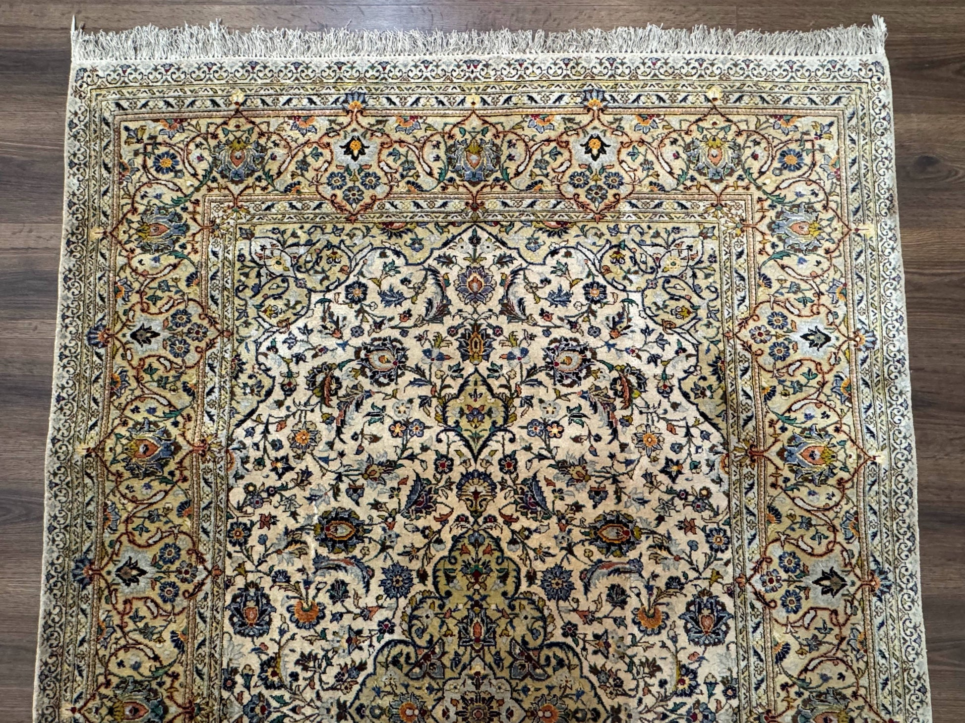 Rare Silk Persian Kashan Rug 4.6 x 7, Antique Fine 310 KPSI, Ivory - Nuvé