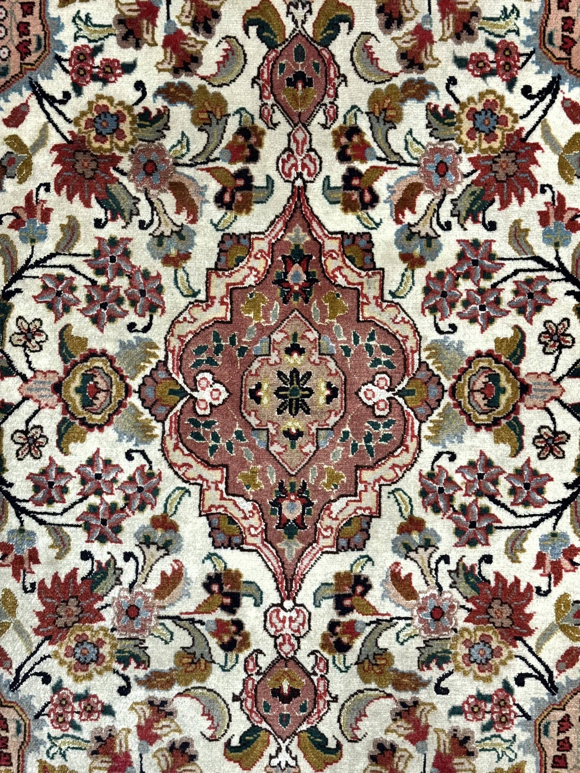 Small Persian Tabriz Rug 2x3, Floral Medallion, Wool and Silk, 340 KPSI - Nuvé