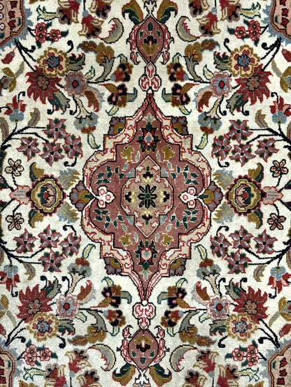 Small Persian Tabriz Rug 2x3, Floral Medallion, Wool and Silk, 340 KPSI - Nuvé