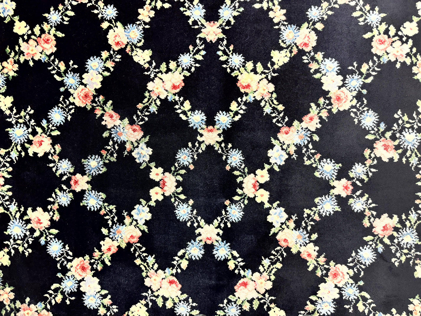Karastan Rug 8.8 x 12, Garden of Eden #509/1270, Ebony Trellis, Vintage Discontinued Wool Pile Karastan Carpet - Nuvé